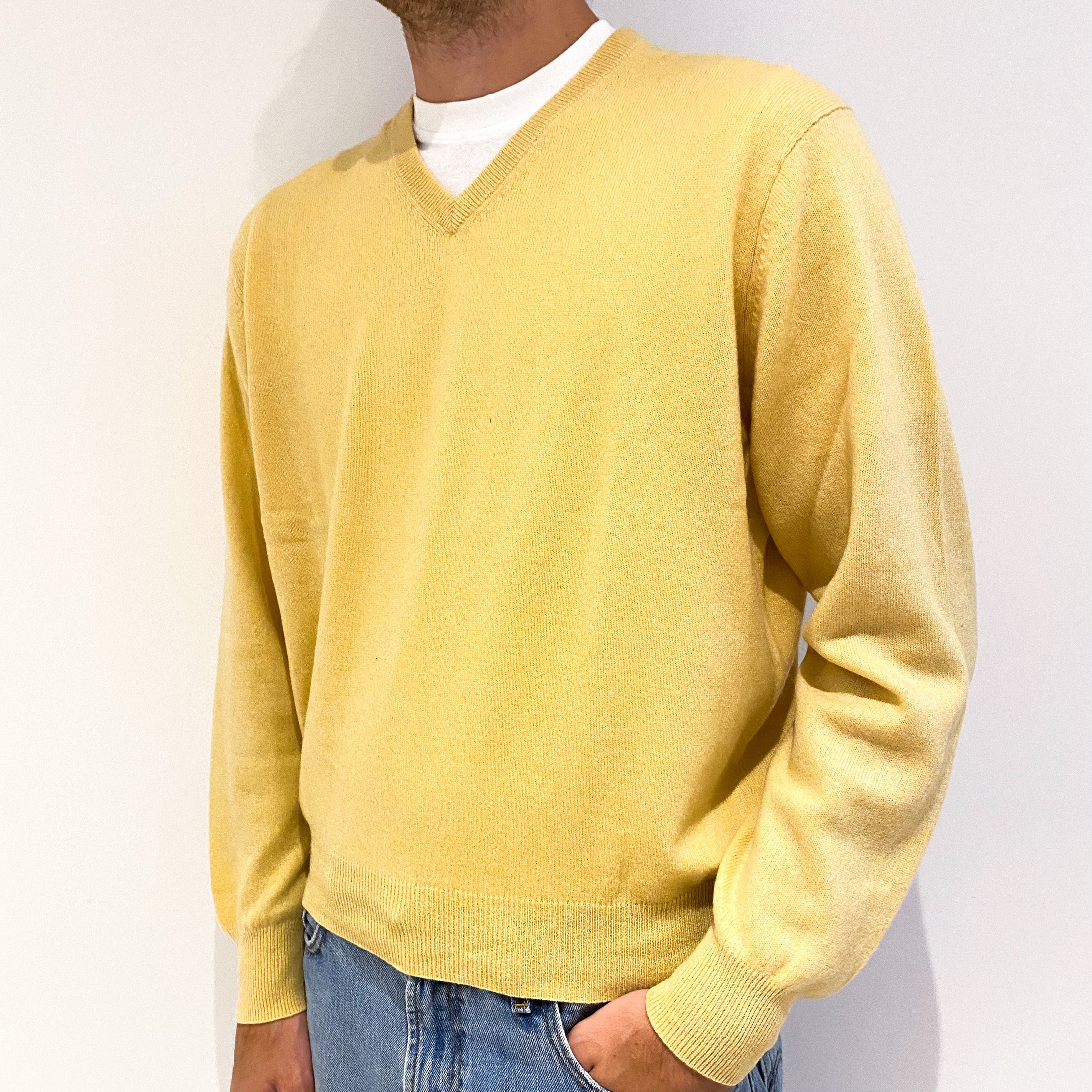 Men's Primrose Yellow Cashmere V-Neck Jumper Medium