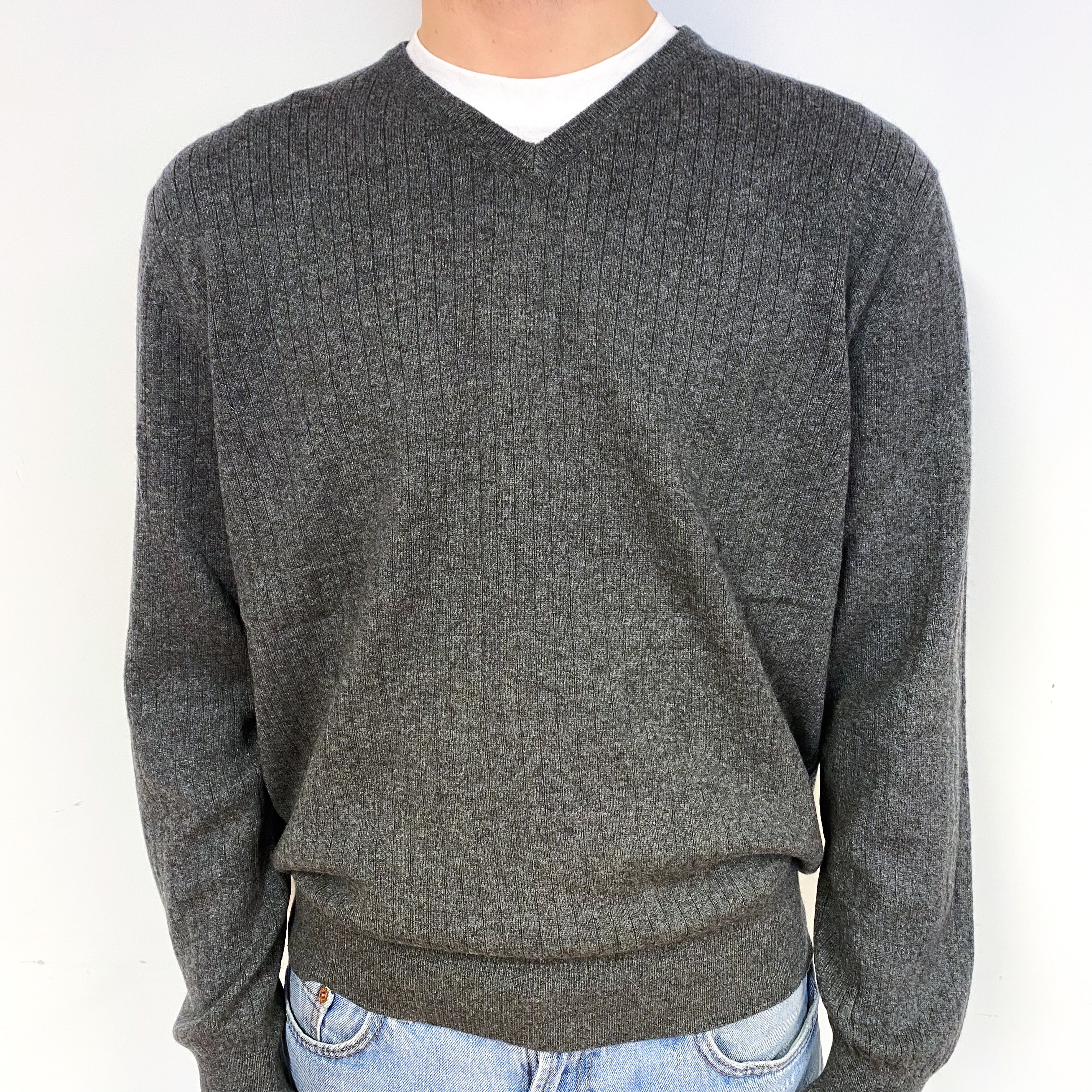 Men's Slate Grey Ribbed Cashmere V-Neck Jumper Large