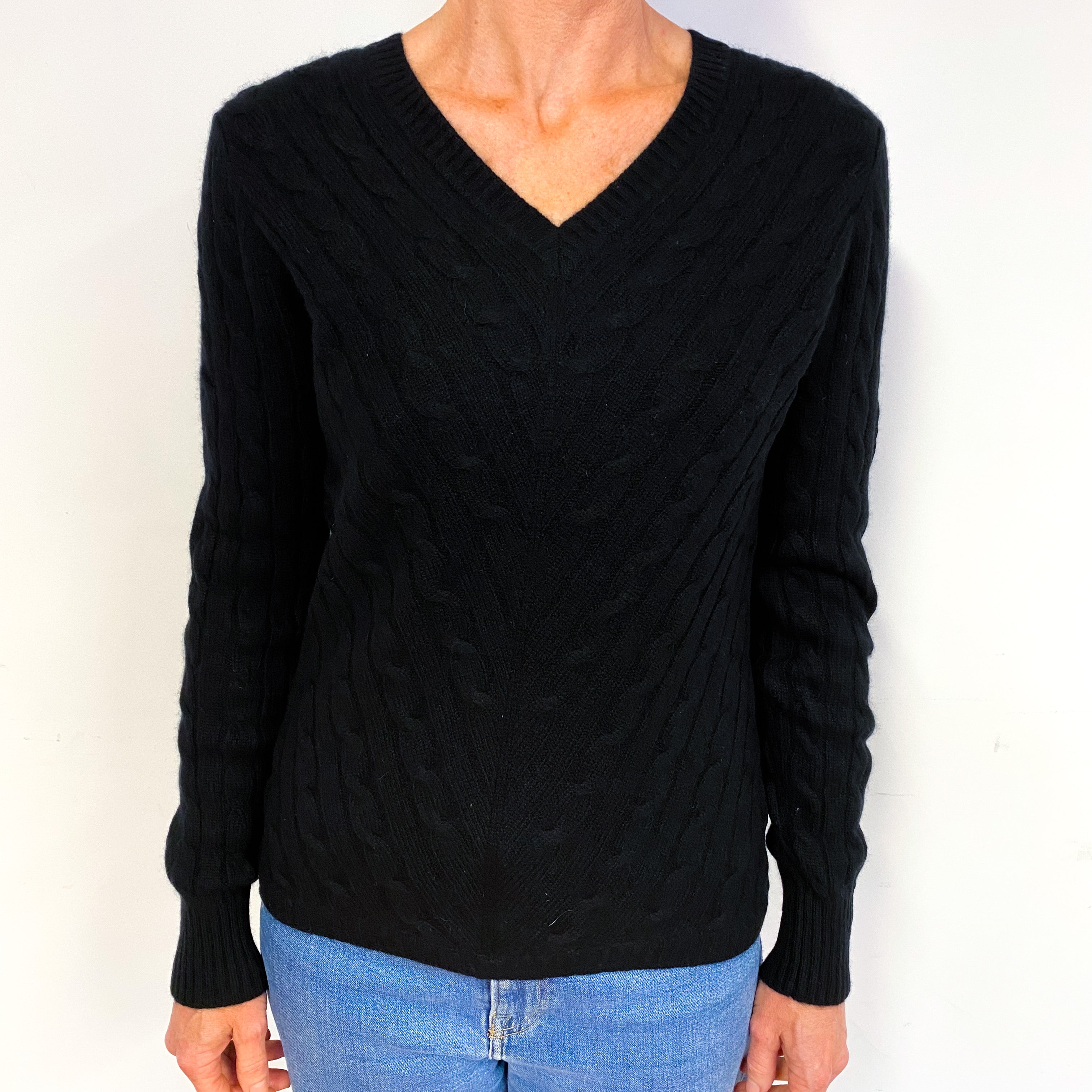 Black Cable Cashmere V-Neck Jumper Medium