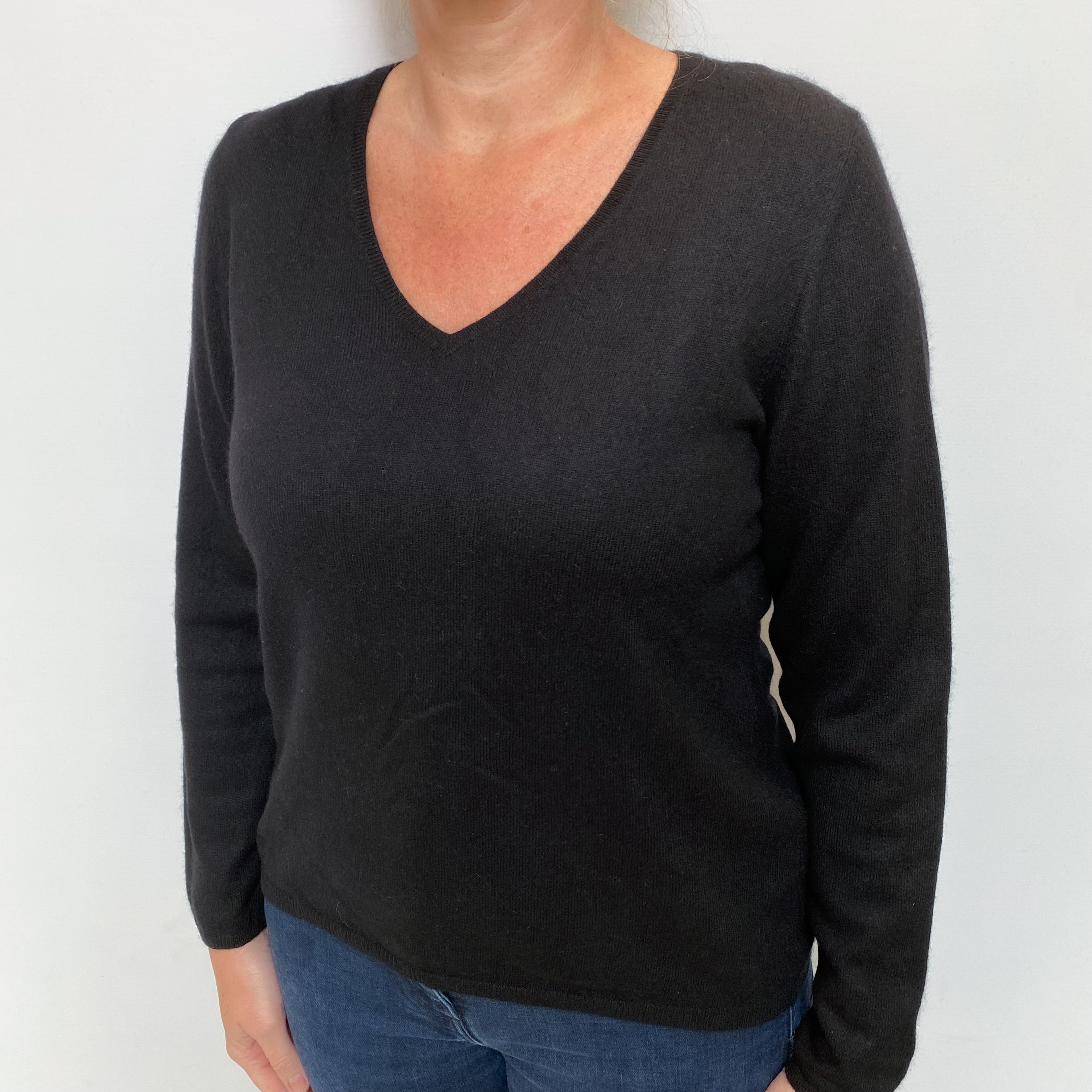 Black Cashmere V Neck Jumper Large