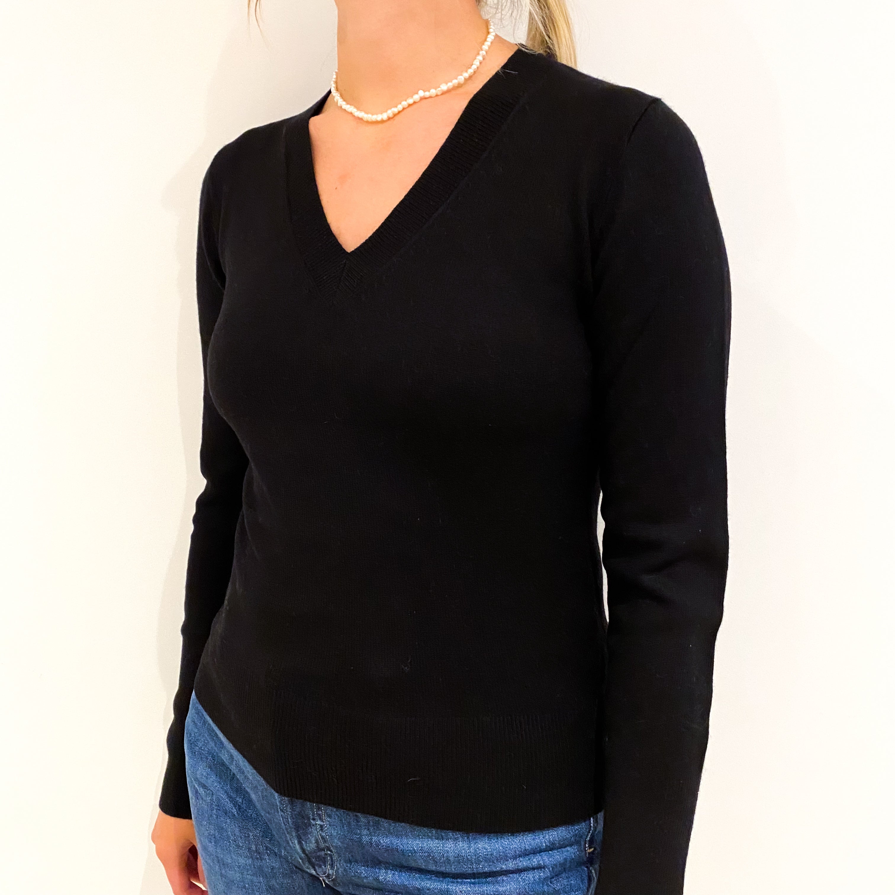 Black Cashmere V-Neck Jumper Small