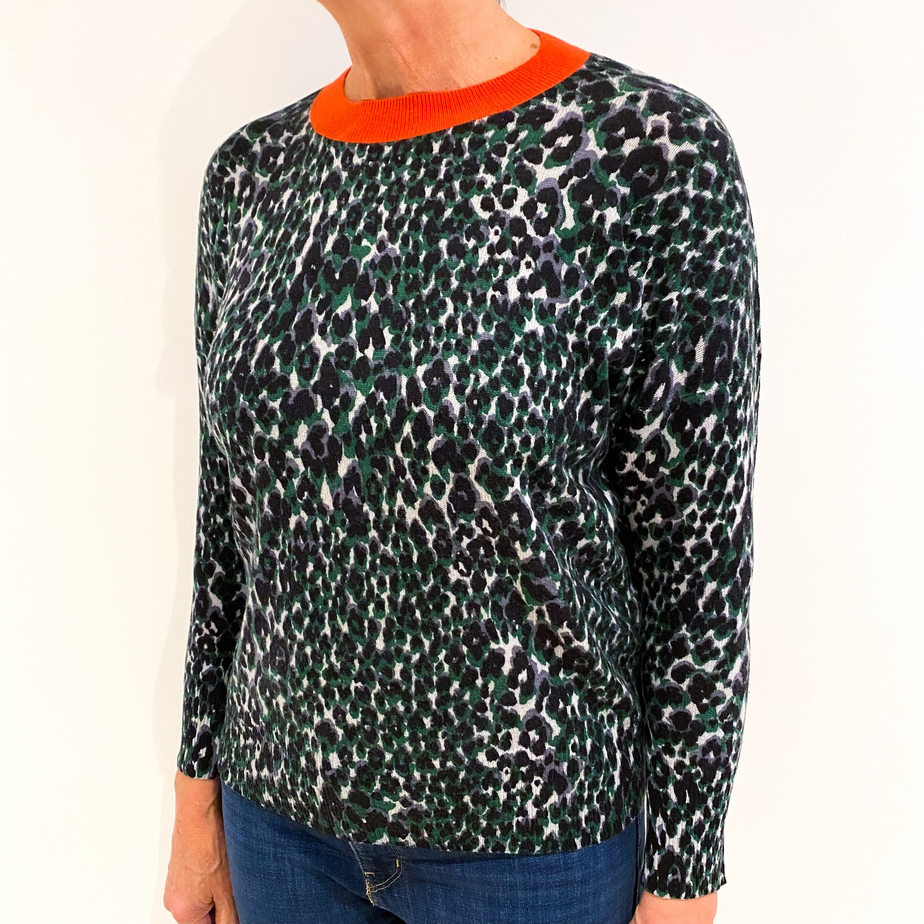 Green Animal Print 3/4 Sleeve Cashmere Crew Neck Jumper Medium