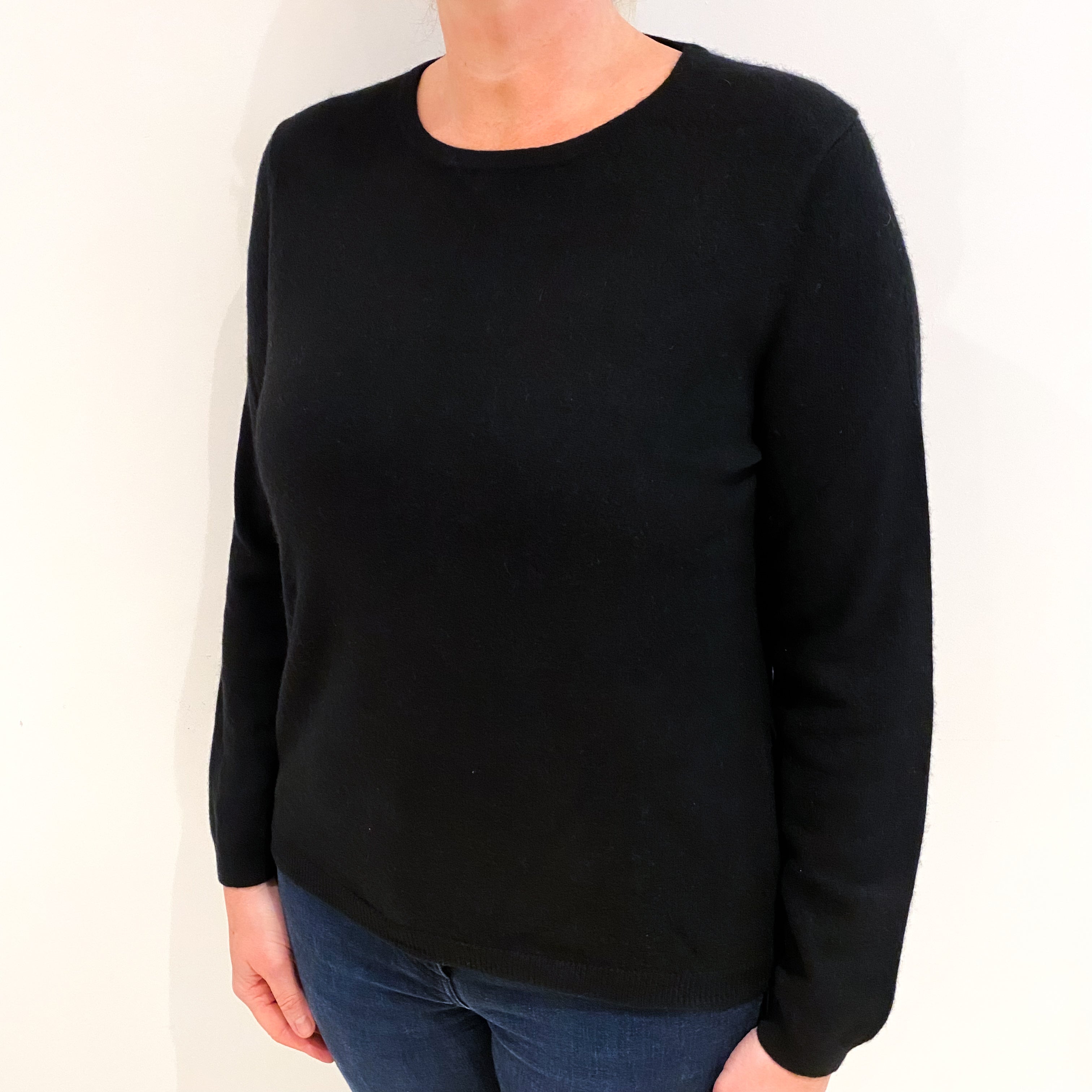 Black Cashmere Crew Neck Jumper Large