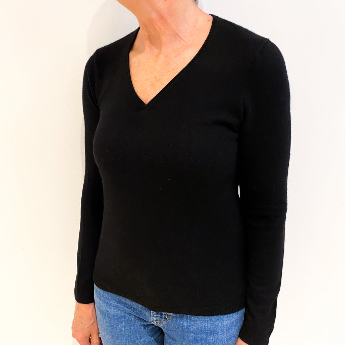 Black Cashmere V Neck Jumper Medium