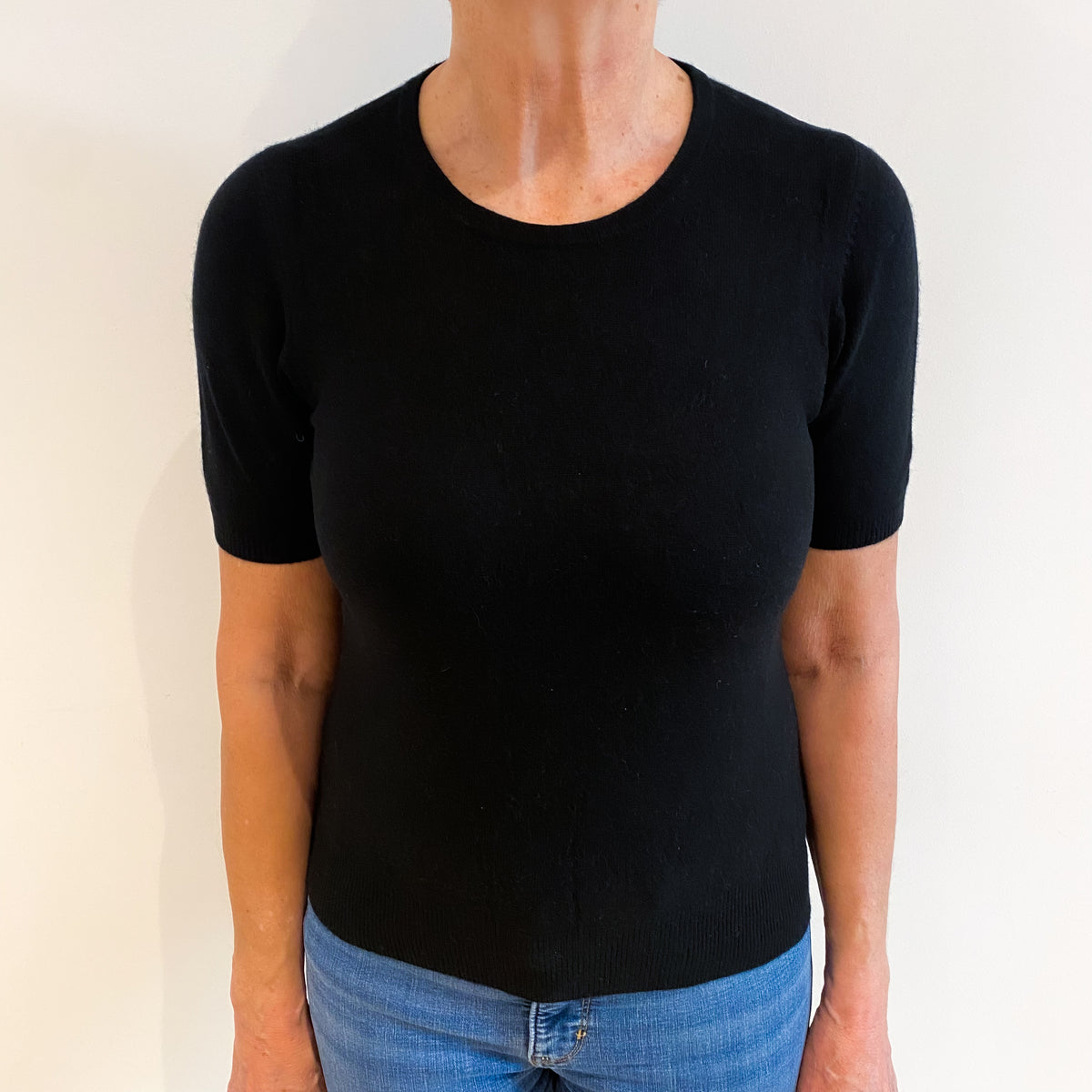 Black Cashmere Short Sleeved Crew Neck Jumper Medium