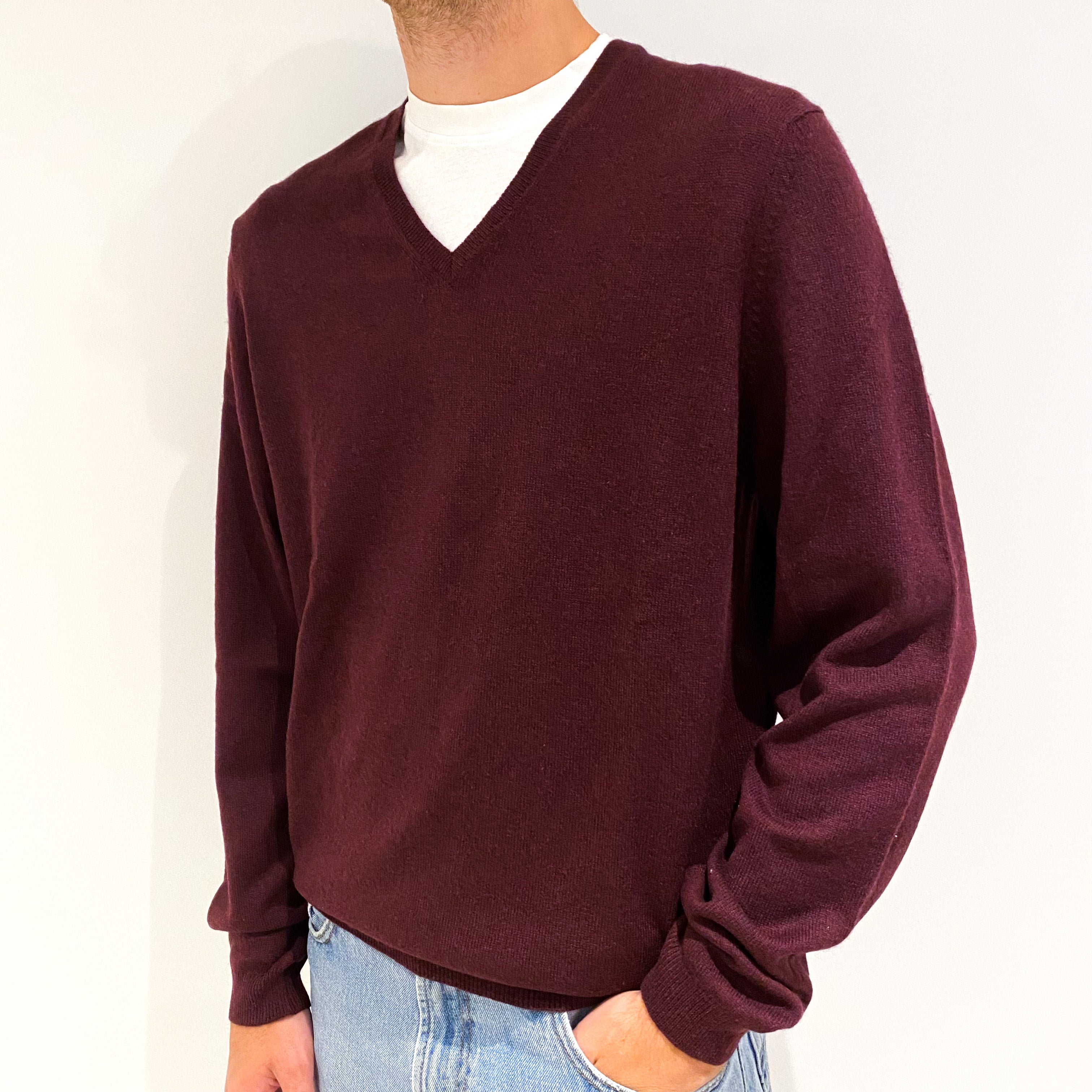 Men's Burgundy Red Cashmere V-Neck Jumper Medium