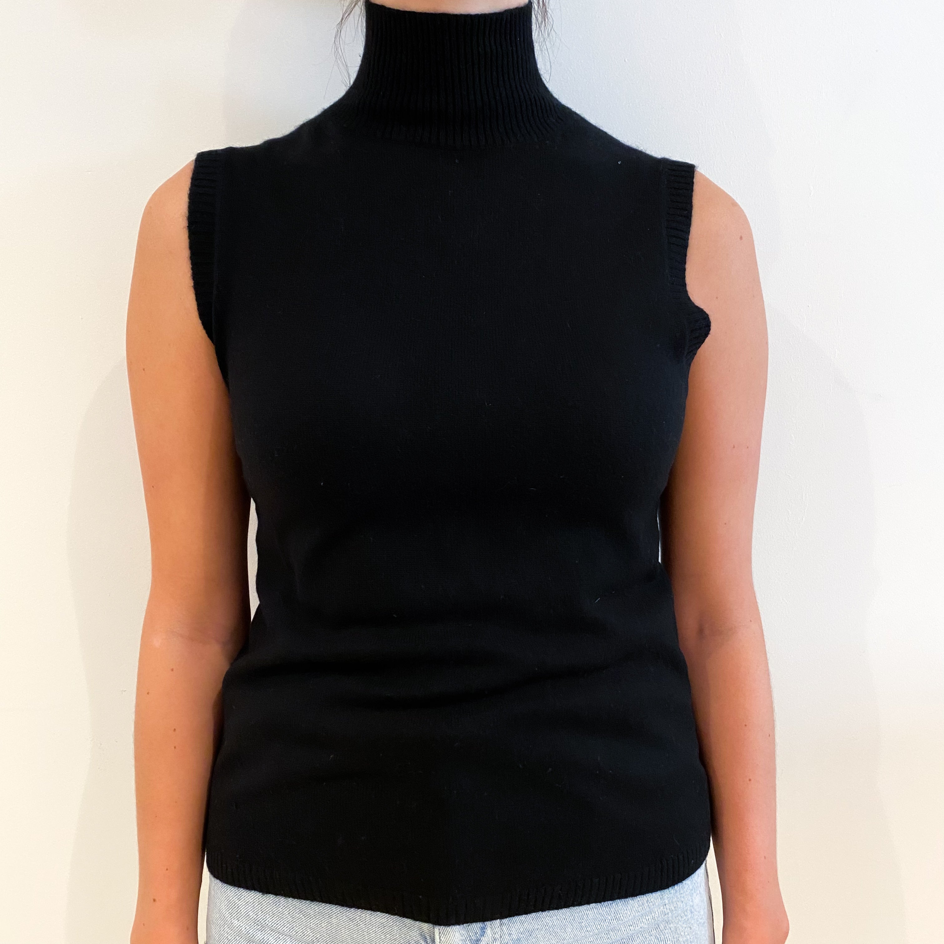 Black Cashmere Turtle Neck Sleeveless Jumper Small