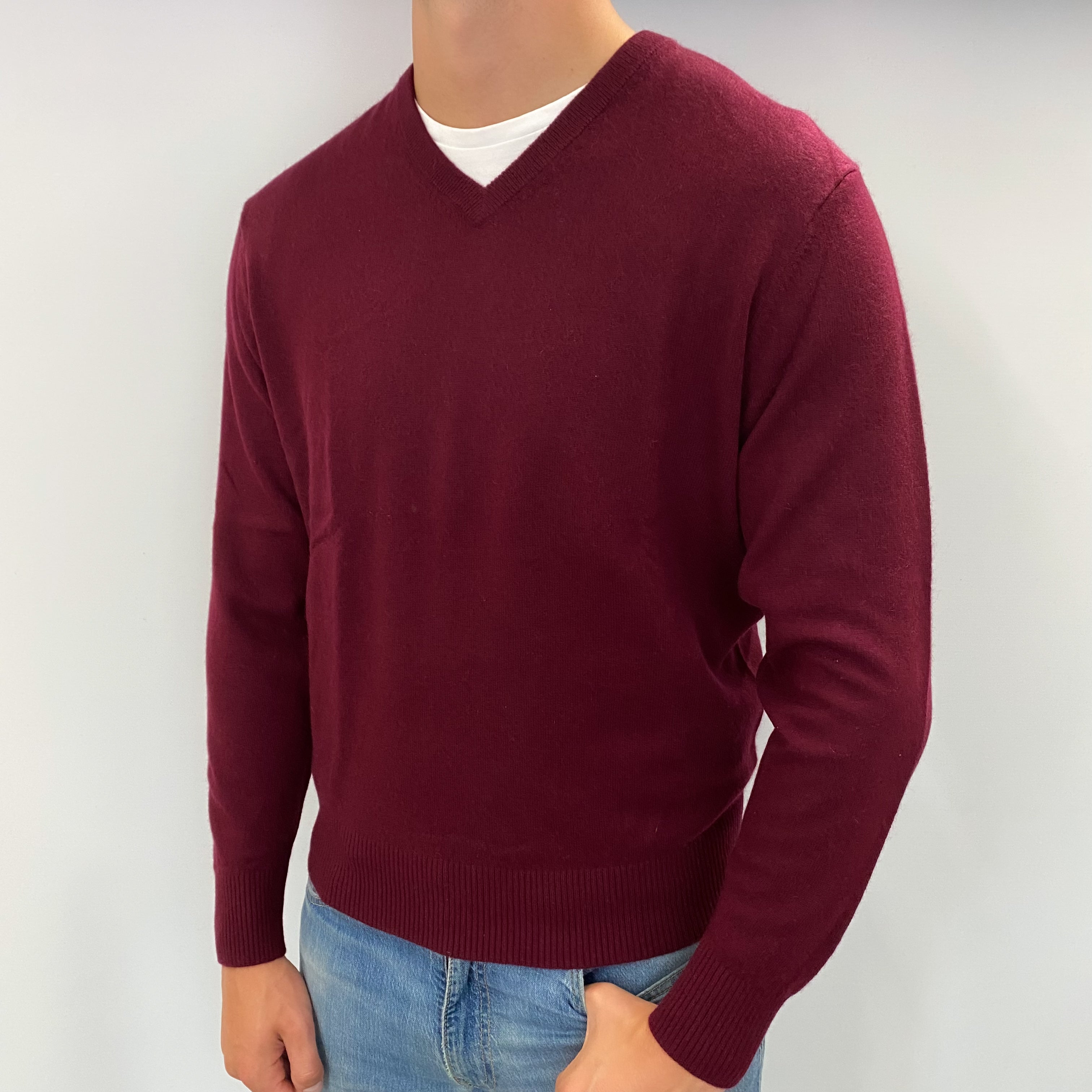 Men's Burgundy Red Cashmere V Neck Jumper XL