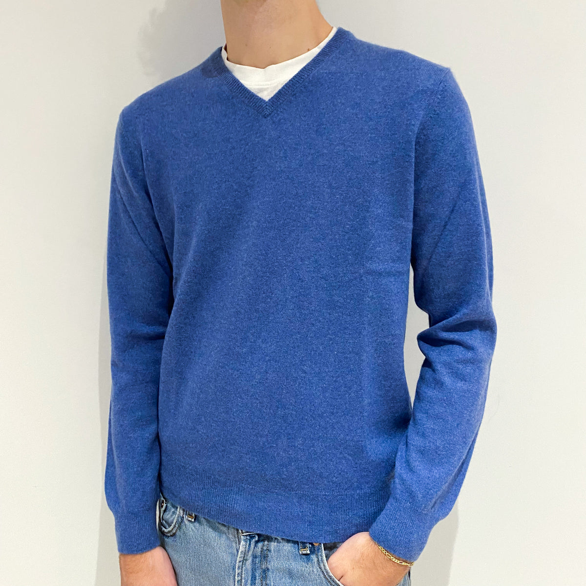 Men's Airforce Blue Cashmere V-Neck Jumper Large