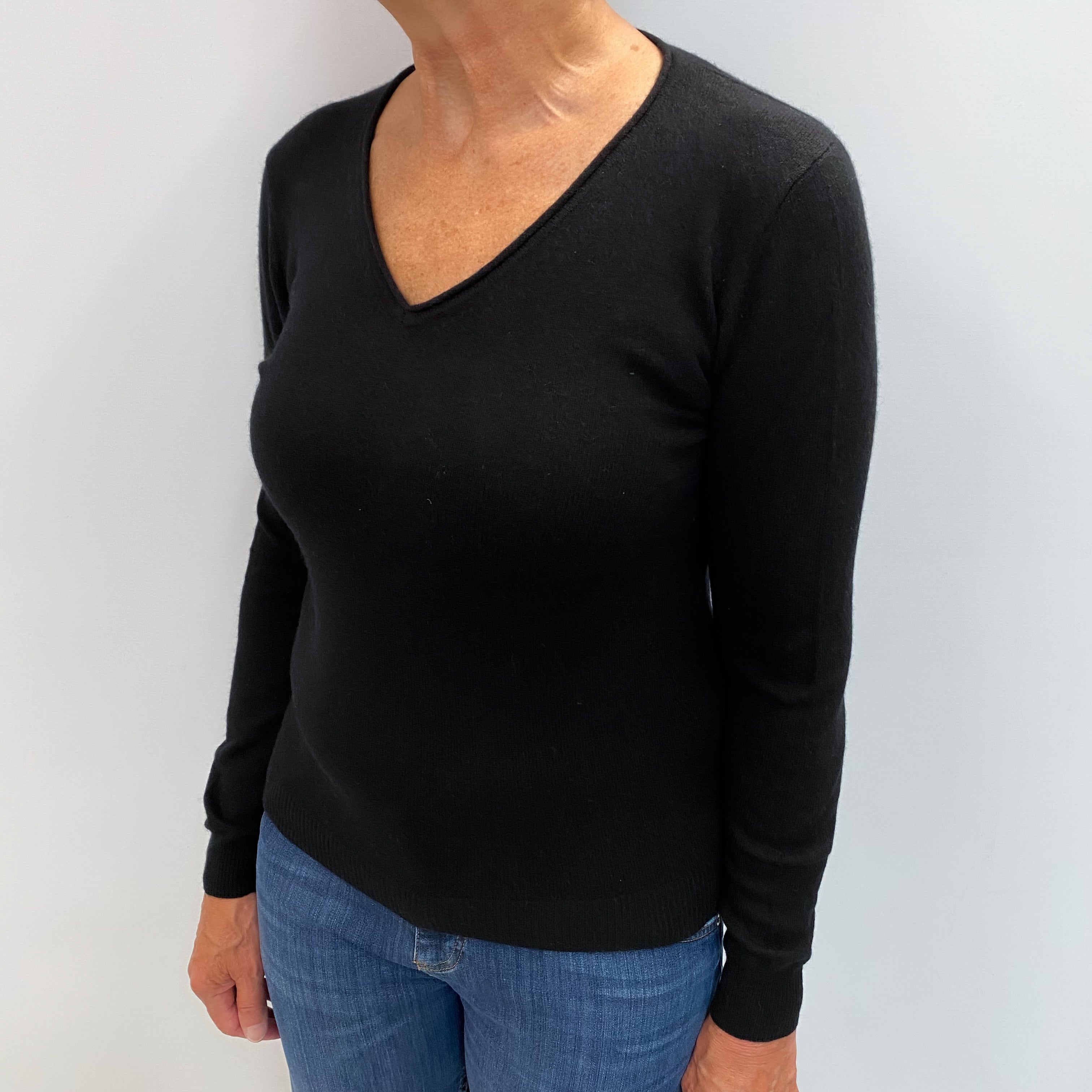 Black Cashmere V Neck Jumper Medium