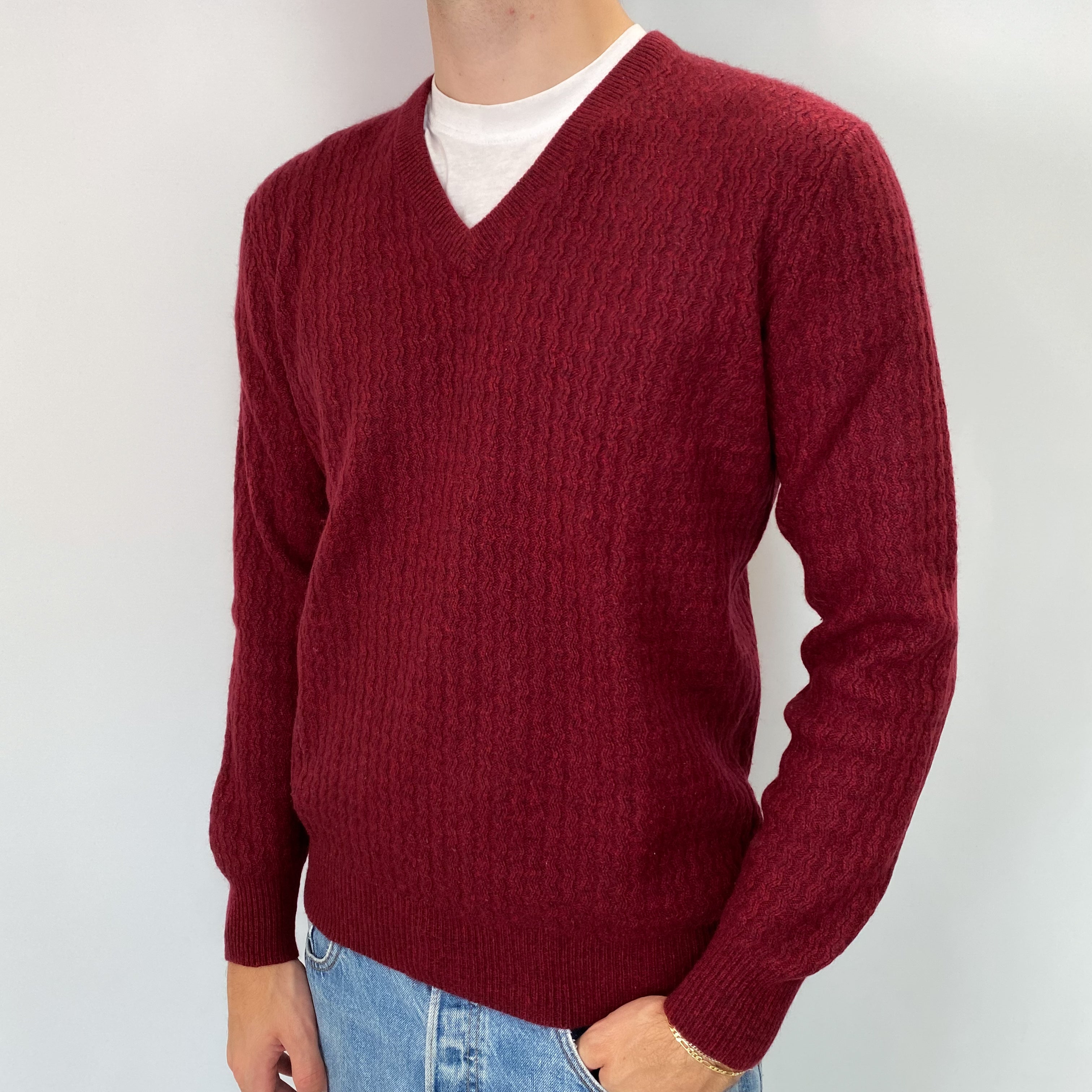 Men's Burgundy Cashmere V Neck Jumper Medium