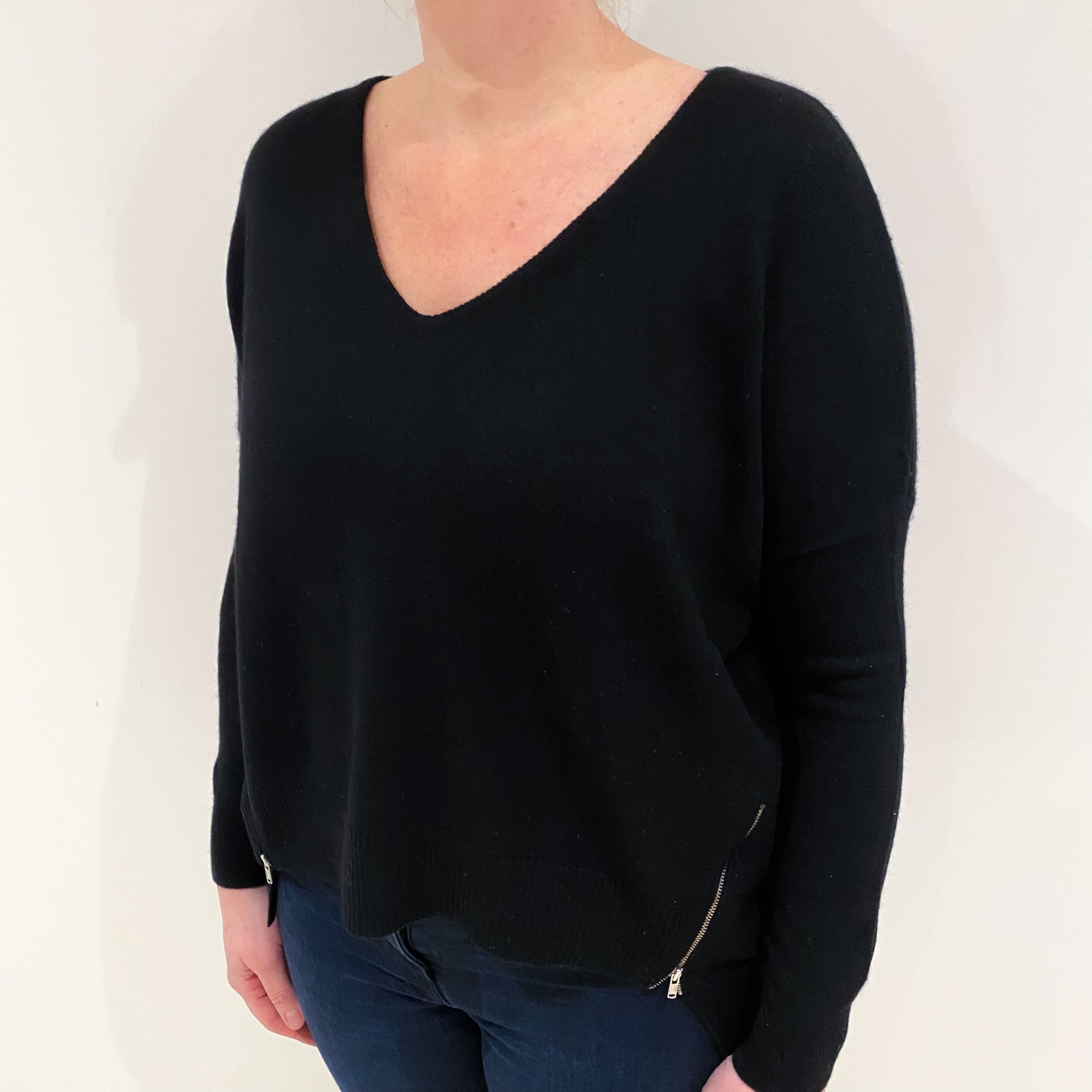 Black Cashmere V Neck Jumper Large