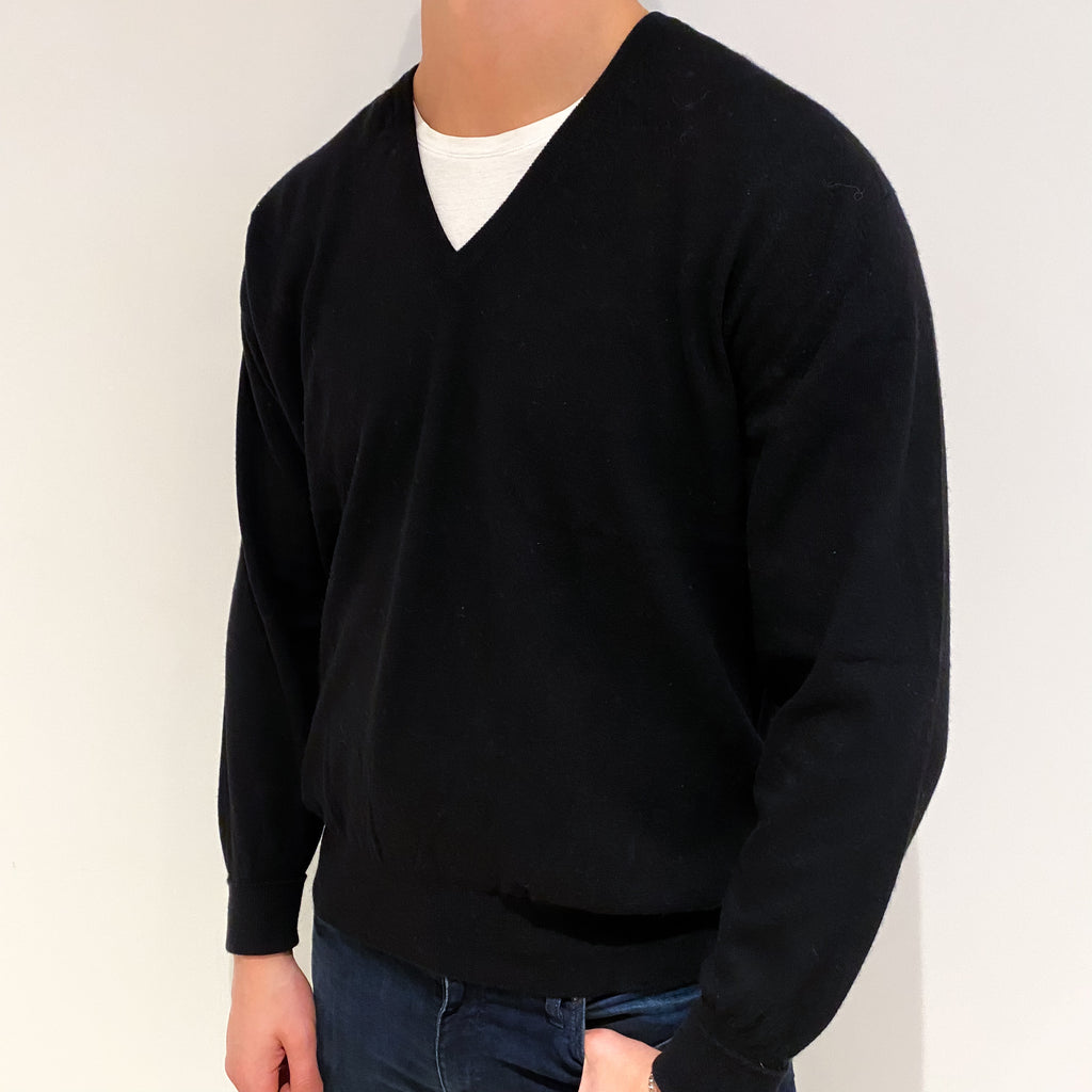 Men's Vintage Scottish Black Cashmere V Neck Jumper XL