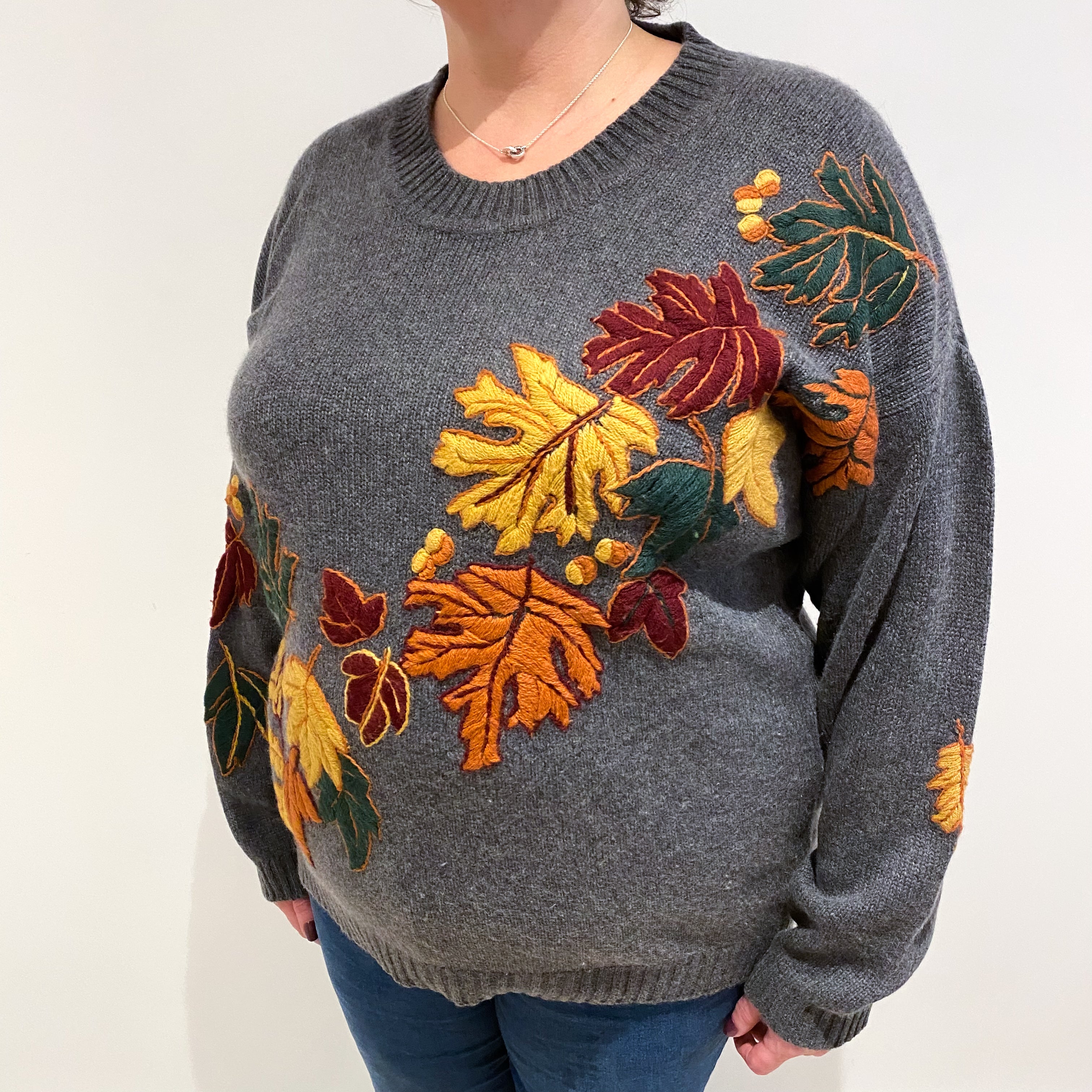 Slate Grey Leaf Design Cashmere Crew Neck Jumper Extra Large