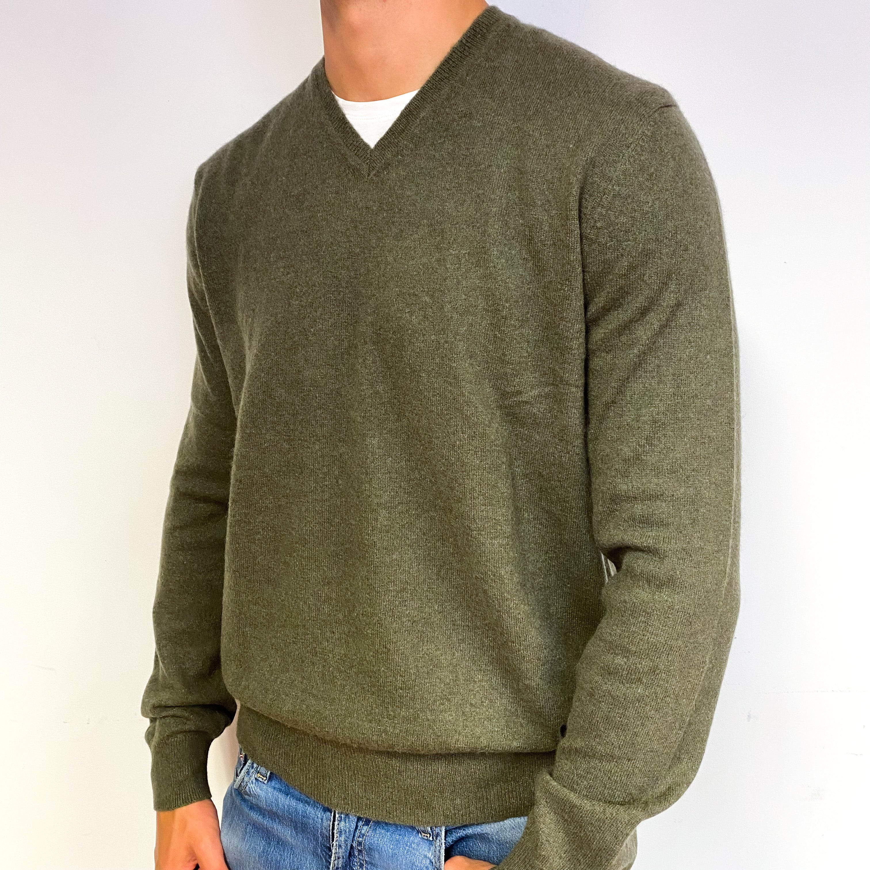 Men's Khaki Green Cashmere V-Neck Jumper Extra Large