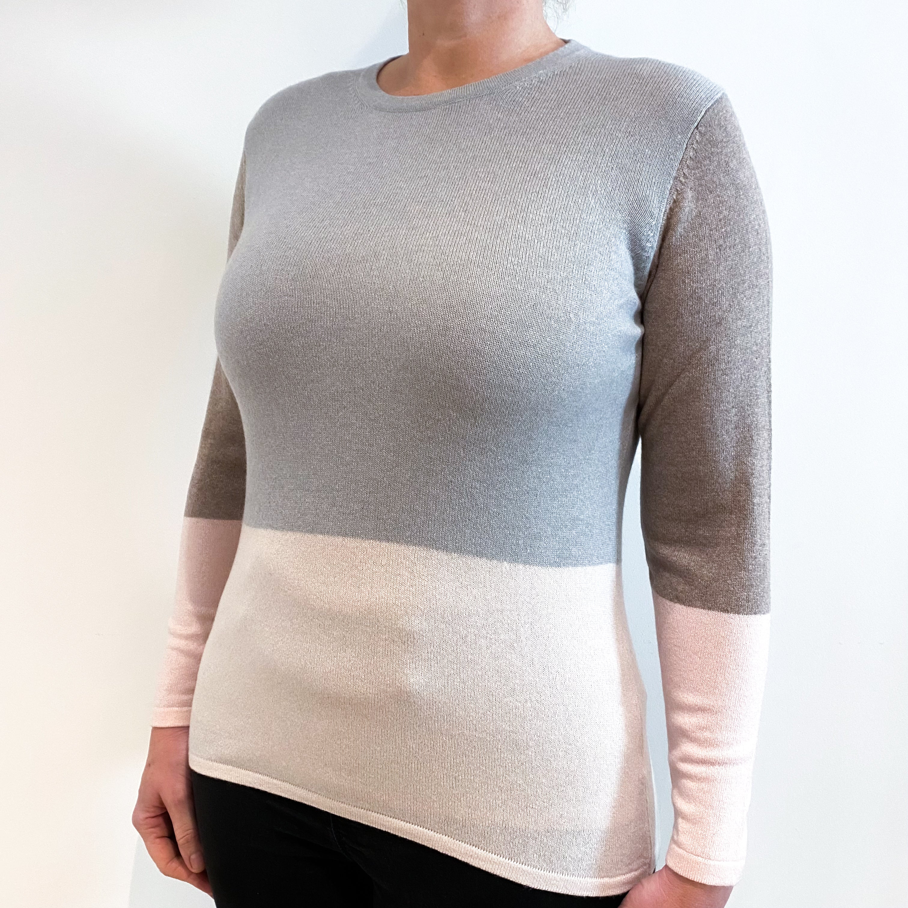 Grey and Pale Pink Cashmere Crew Neck Jumper Large