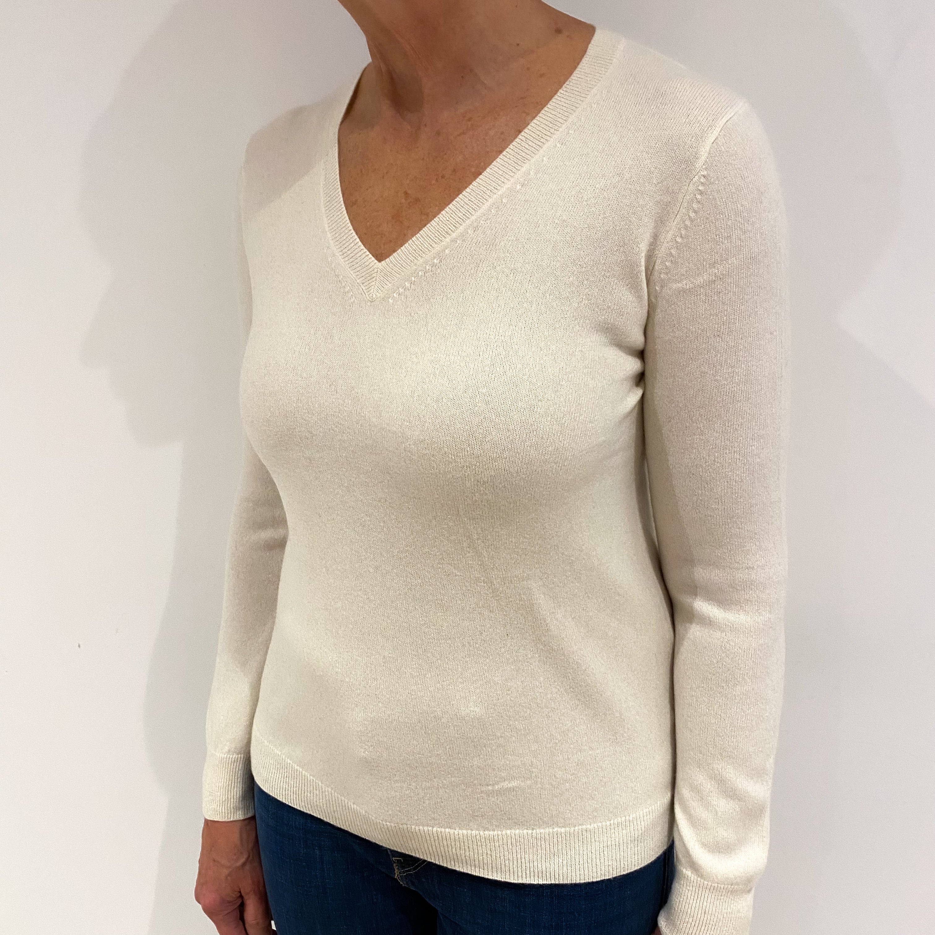 Ivory Cashmere V Neck Jumper Medium