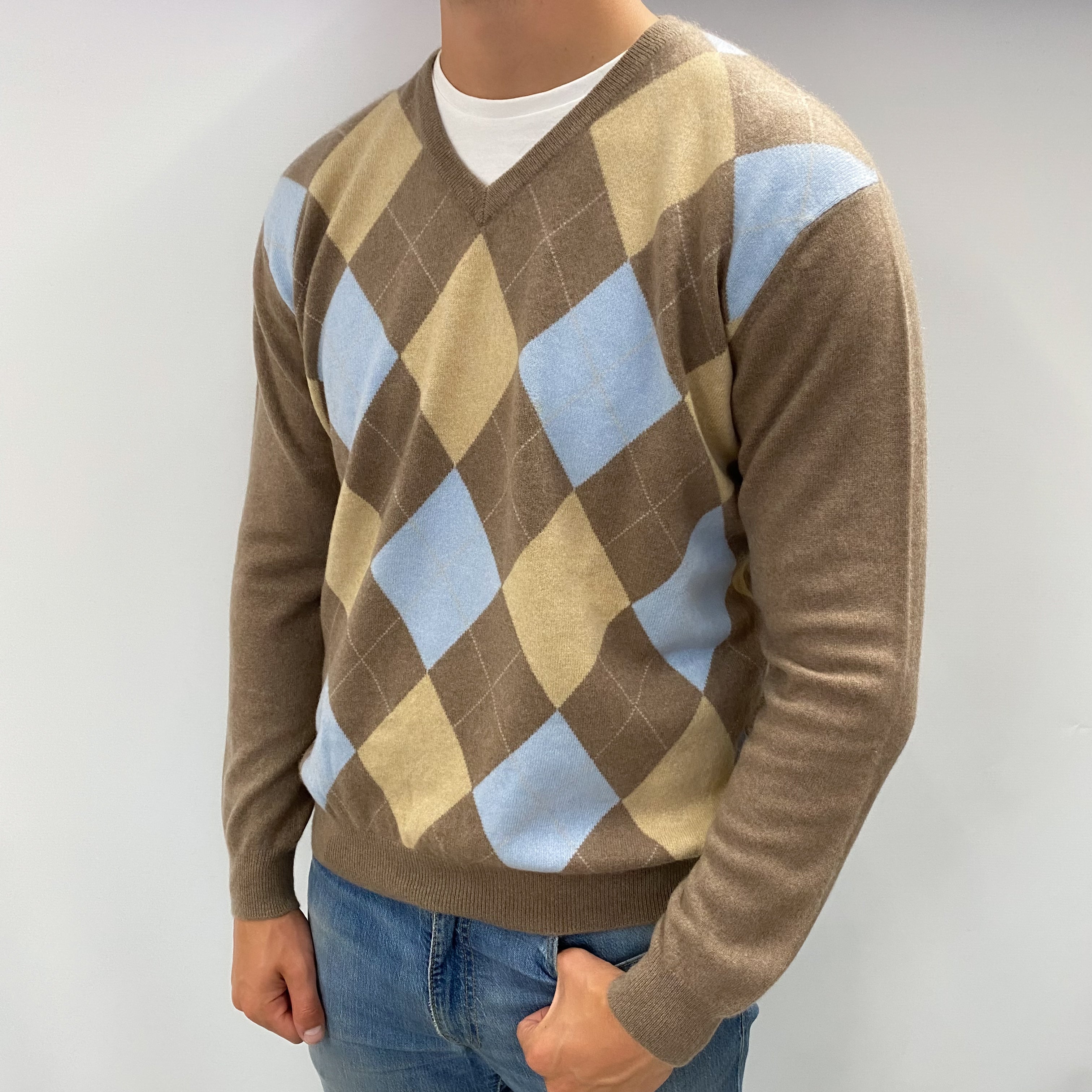 Men's Biscuit Beige Argyle Cashmere V Neck Jumper XL