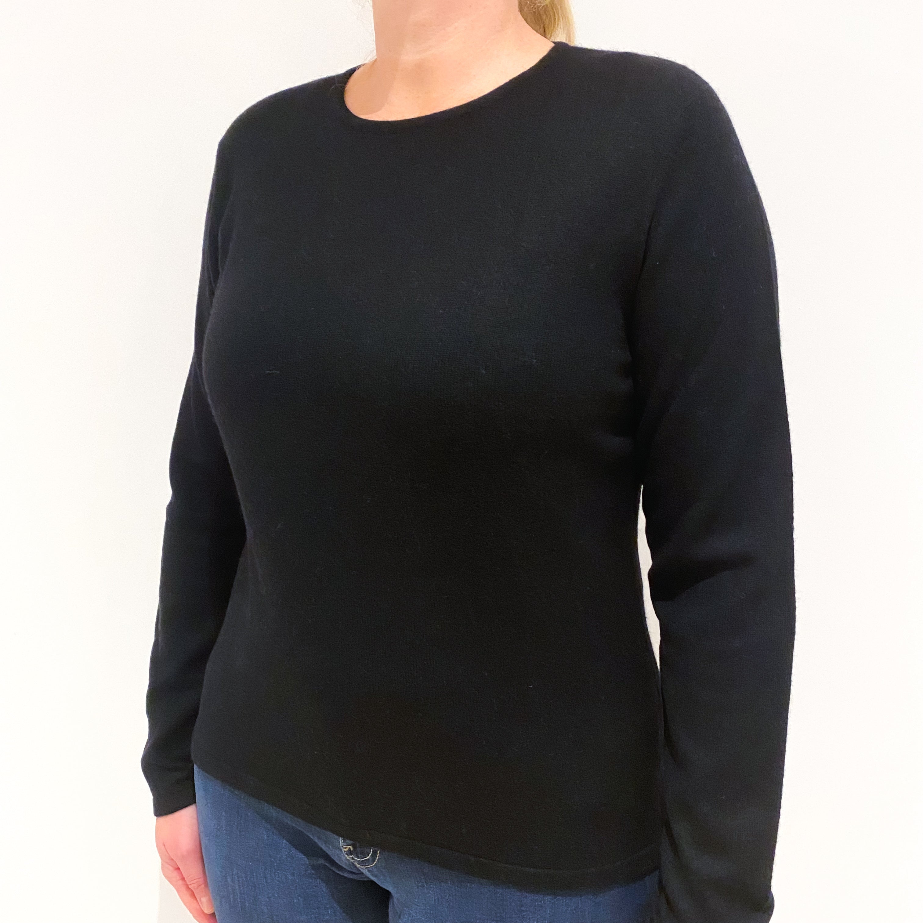 Black Cashmere Crew Neck Jumper Large