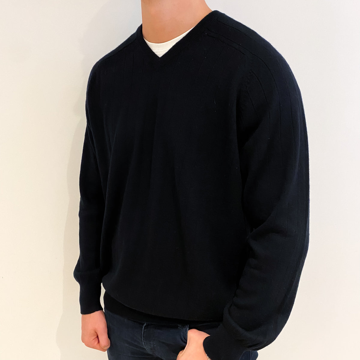 Men's Black Cashmere V Neck Jumper XXL