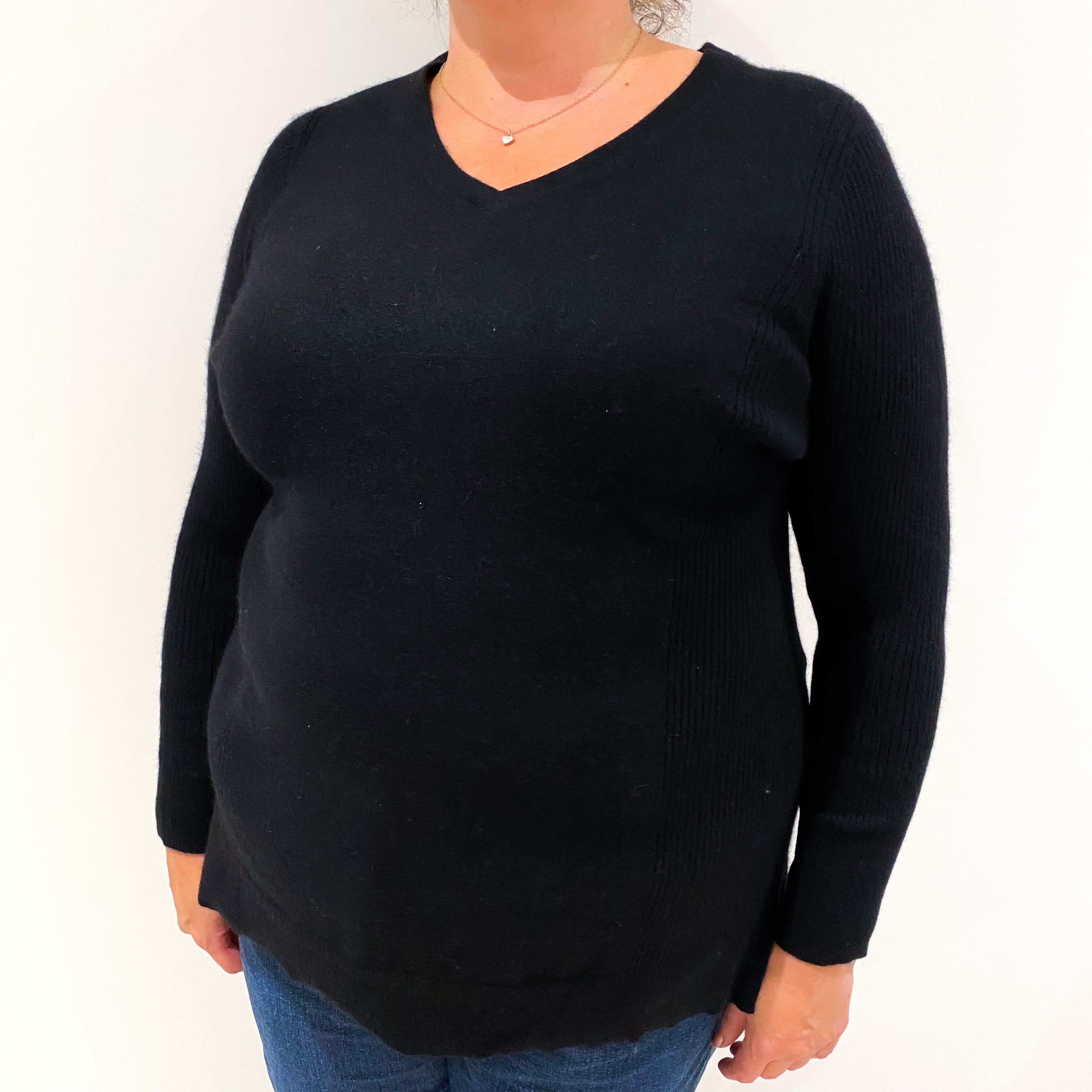 Black Cashmere V-Neck Jumper Extra Extra Large