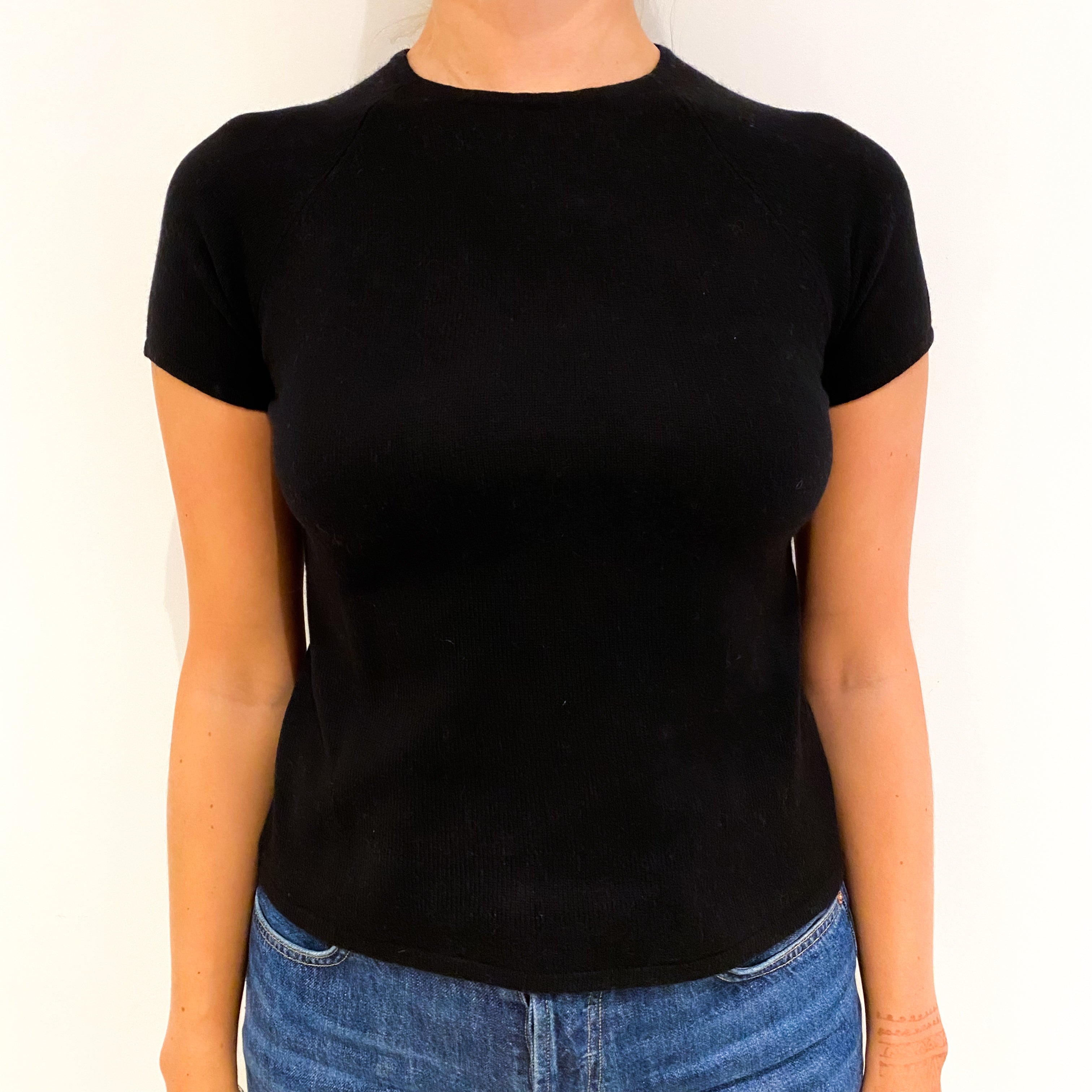 Black Short Sleeved Cashmere Crew Neck Jumper Small