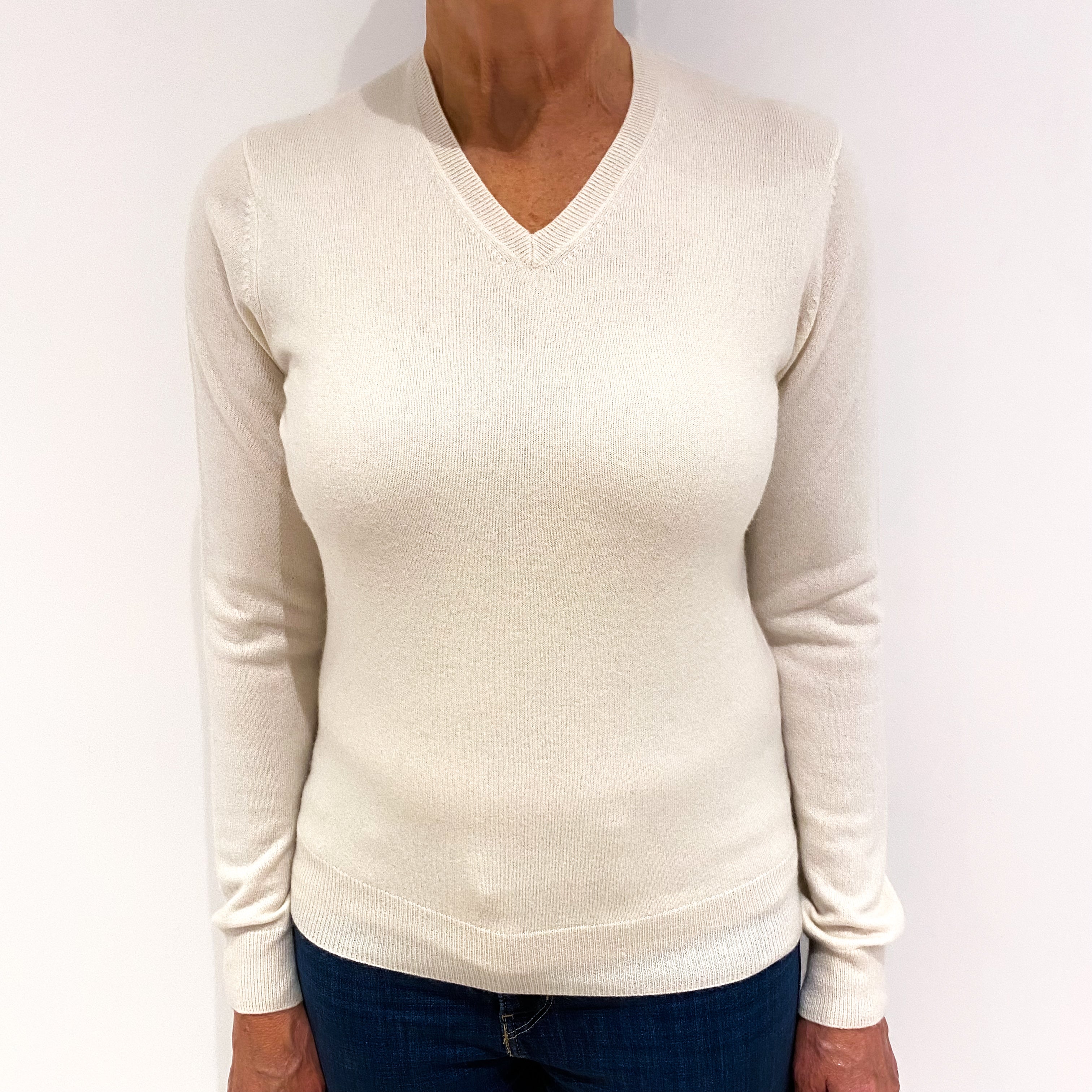 Pale Cream Cashmere V-Neck Jumper Medium