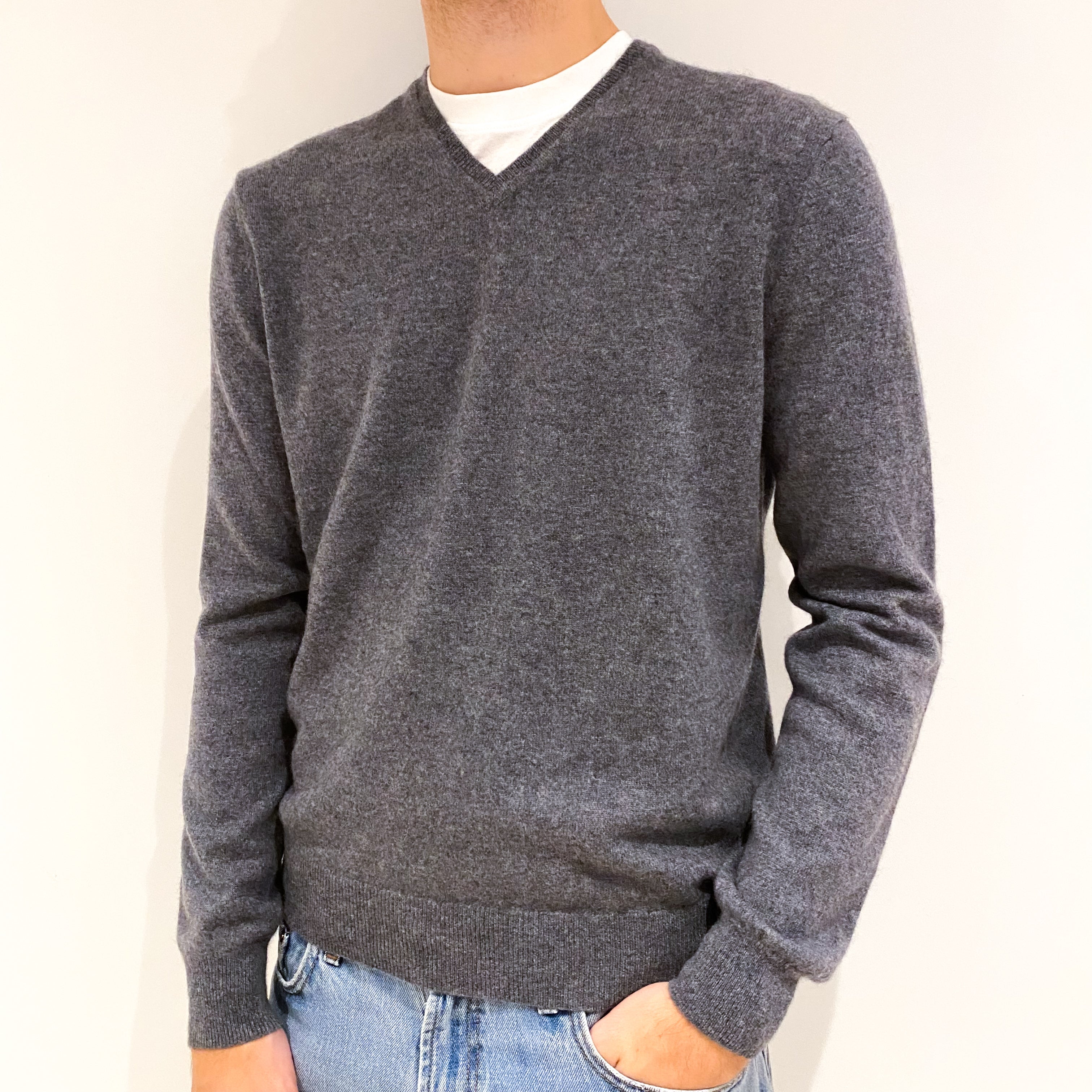 Men's Ash Grey Cashmere V-Neck Jumper Large