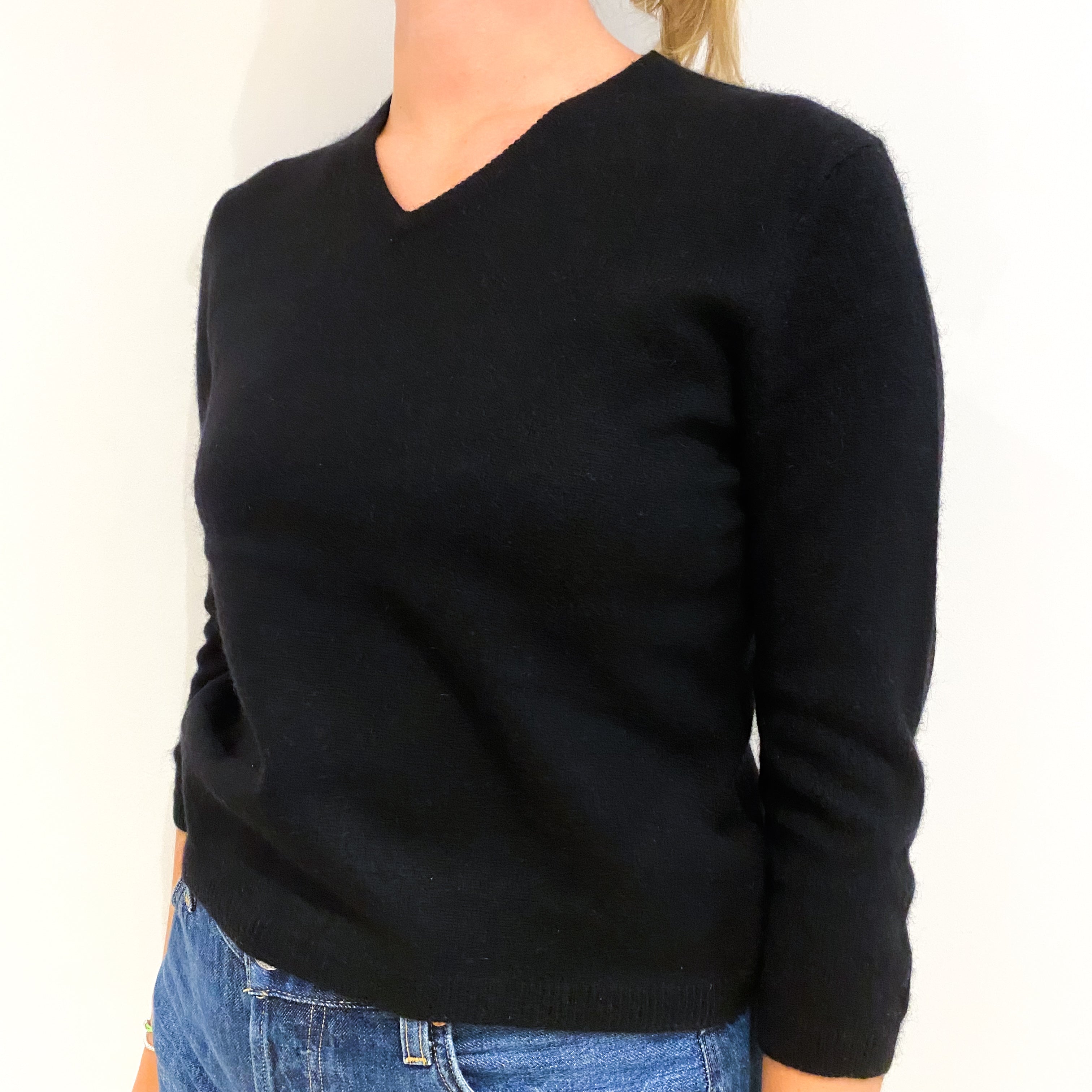 Black 3/4 Sleeved Cashmere V-Neck Jumper Small