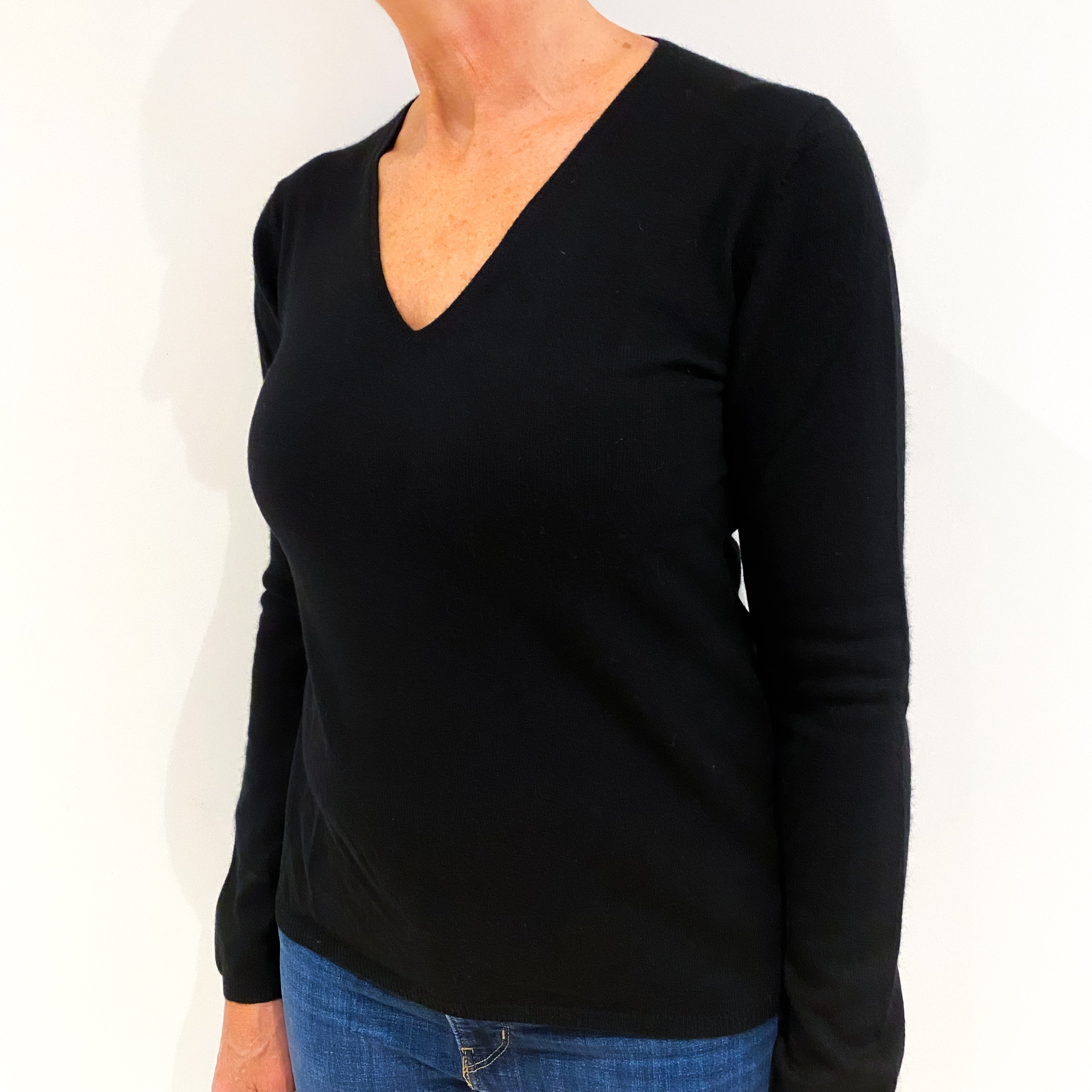 Black Cashmere V-Neck Jumper Medium