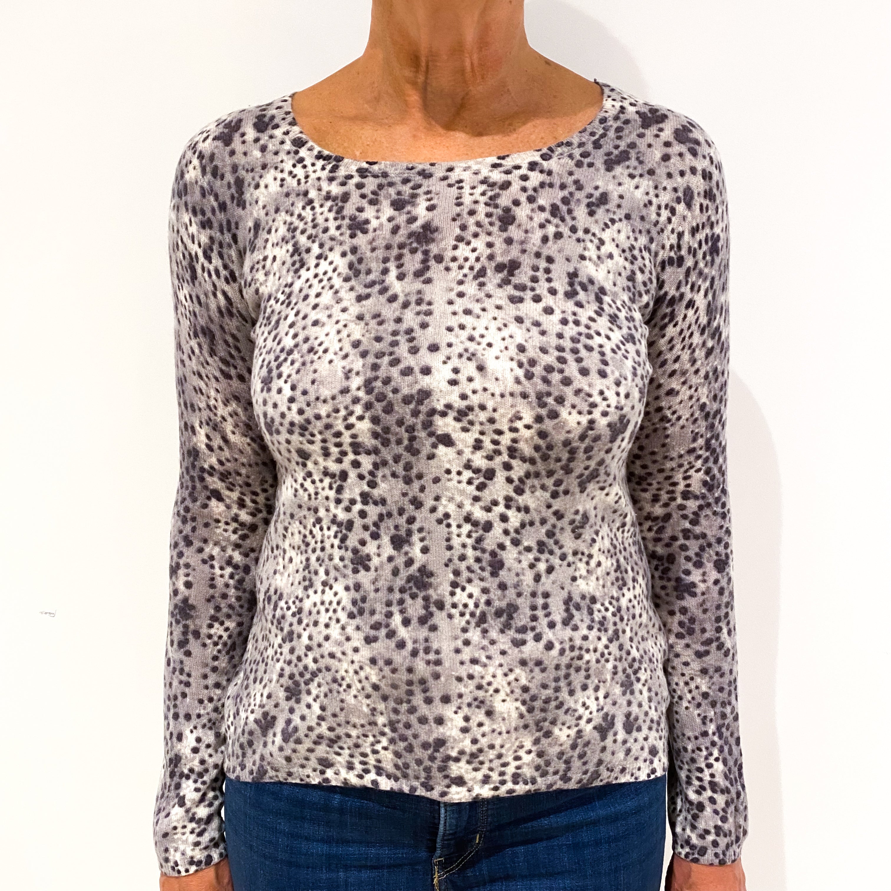 Grey Spot Patterned Cashmere Crew Neck Jumper Medium
