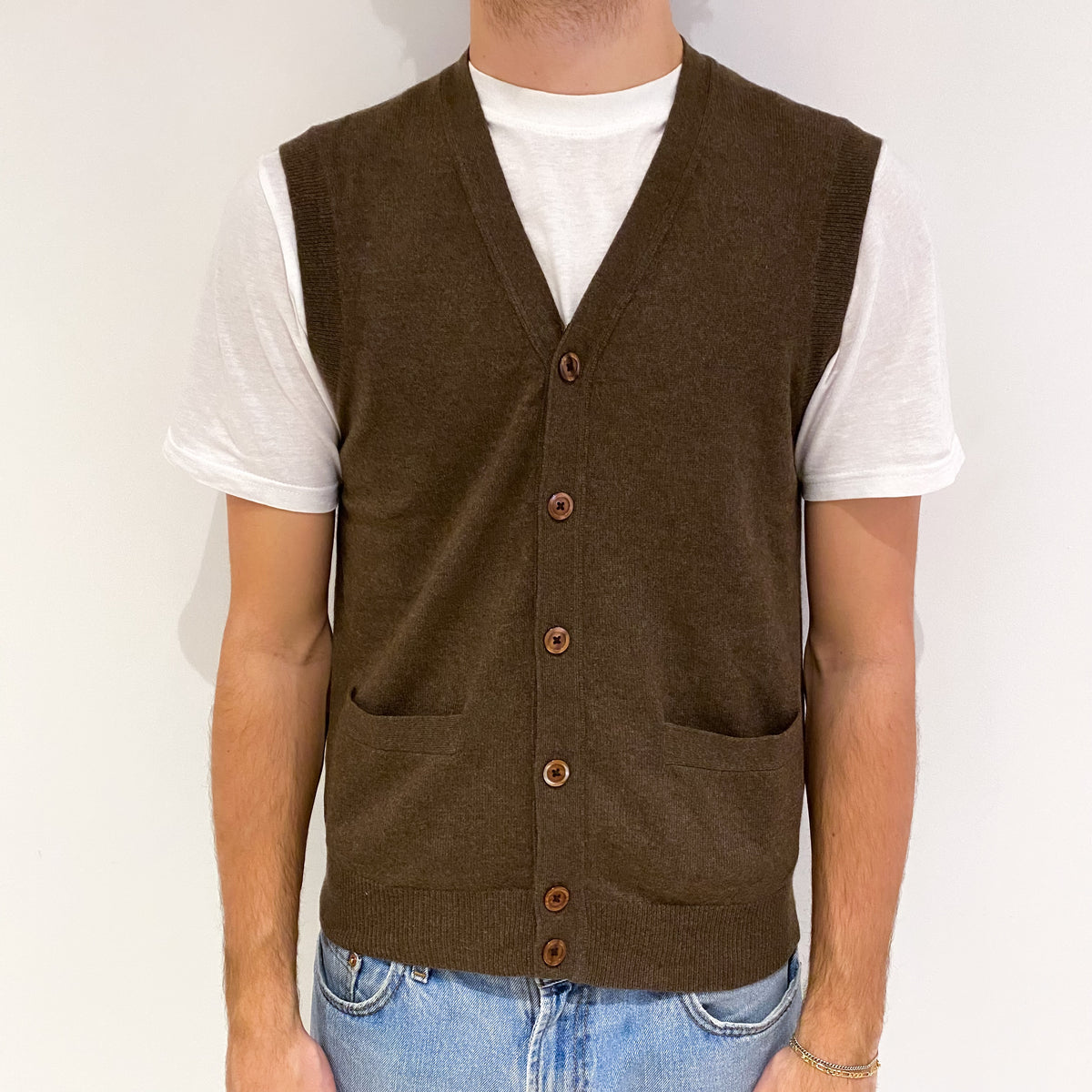 Men's Donkey Brown Cashmere V Neck Sleeveless Cardigan Medium