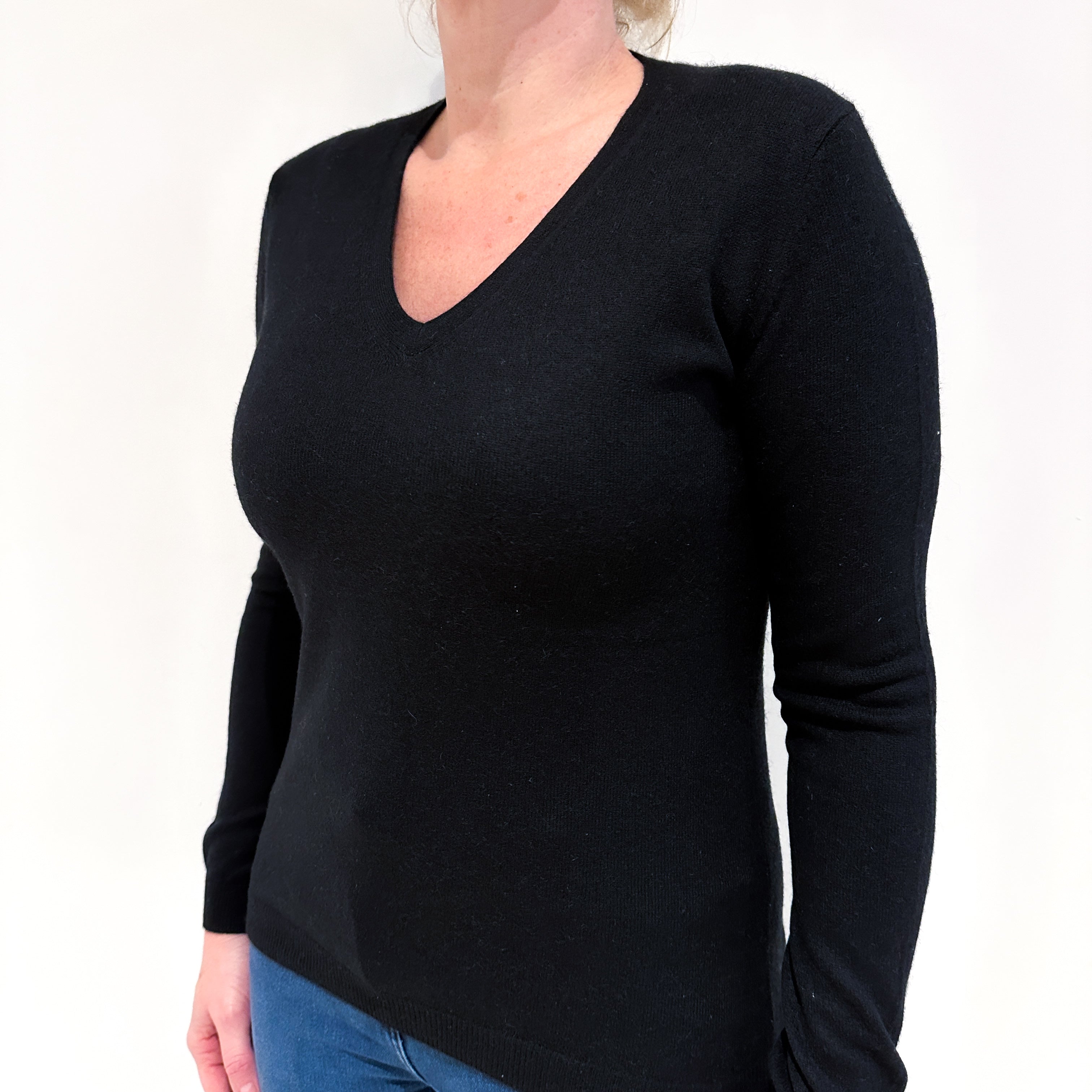 Black Cashmere V Neck Jumper Large