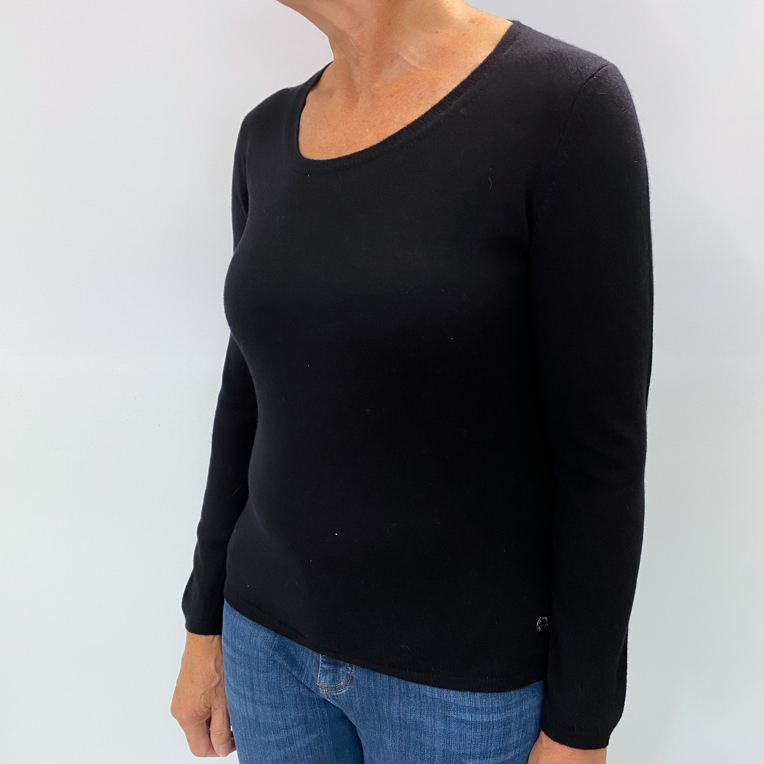 Italian Black Cashmere Crew Neck Jumper Medium