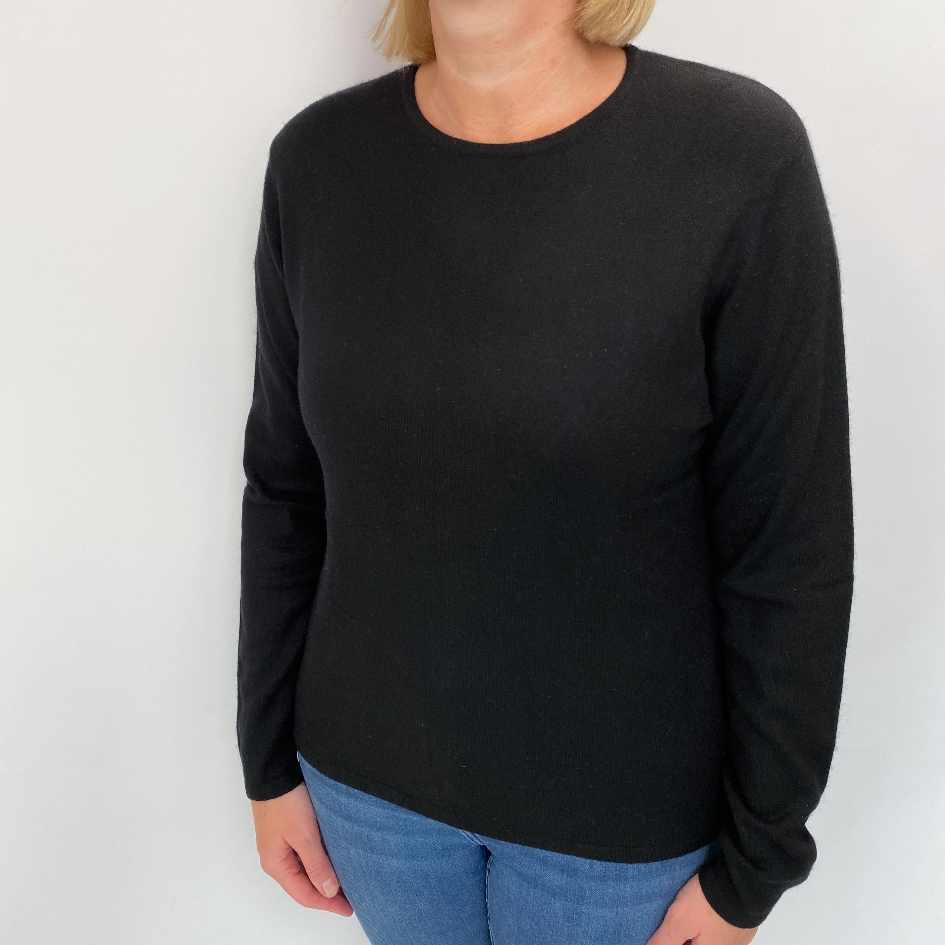 Black Cashmere Crew Neck Jumper Large
