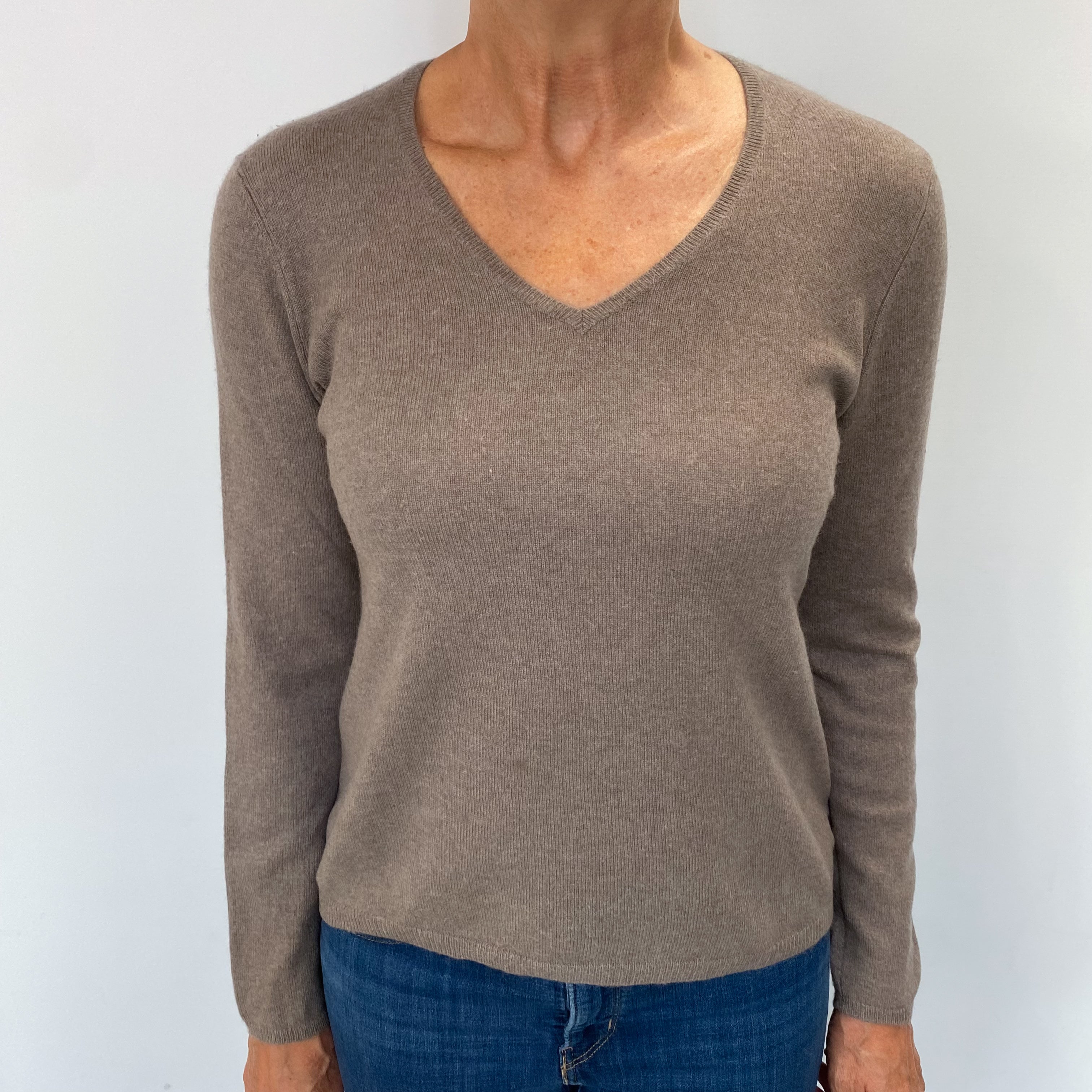 Cashmere V Neck Jumper Medium