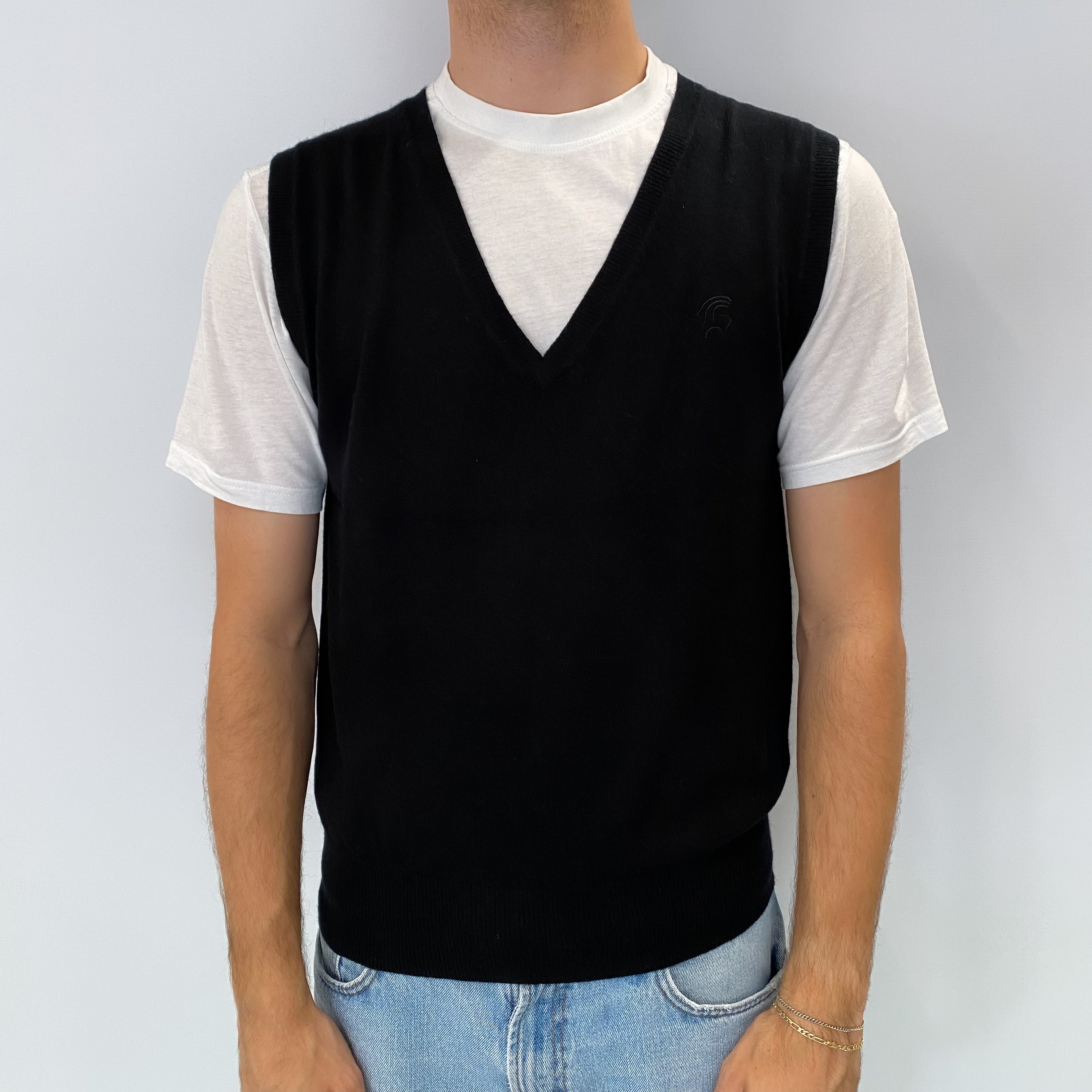 Men's Black Cashmere V Neck Sleeveless Jumper Medium
