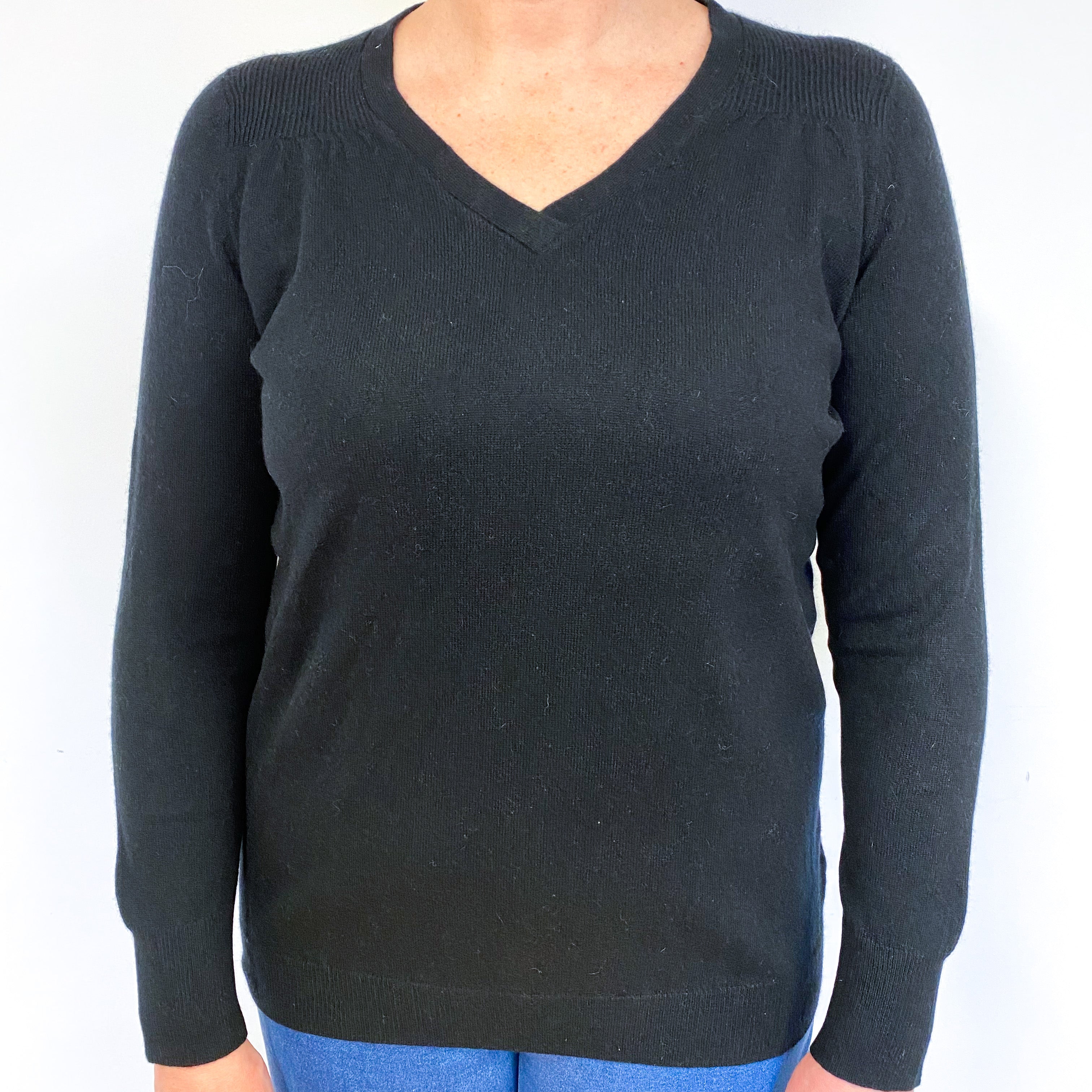 Black Cashmere V-Neck Jumper Large