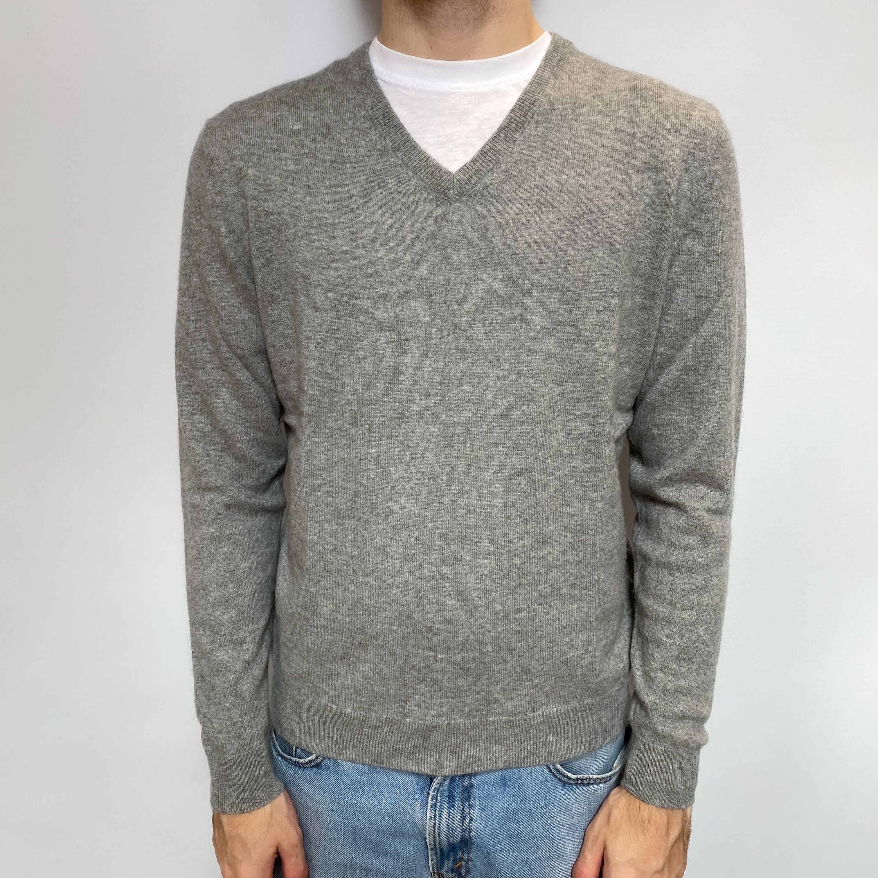 Men's Ash Grey Cashmere V Neck Jumper Large