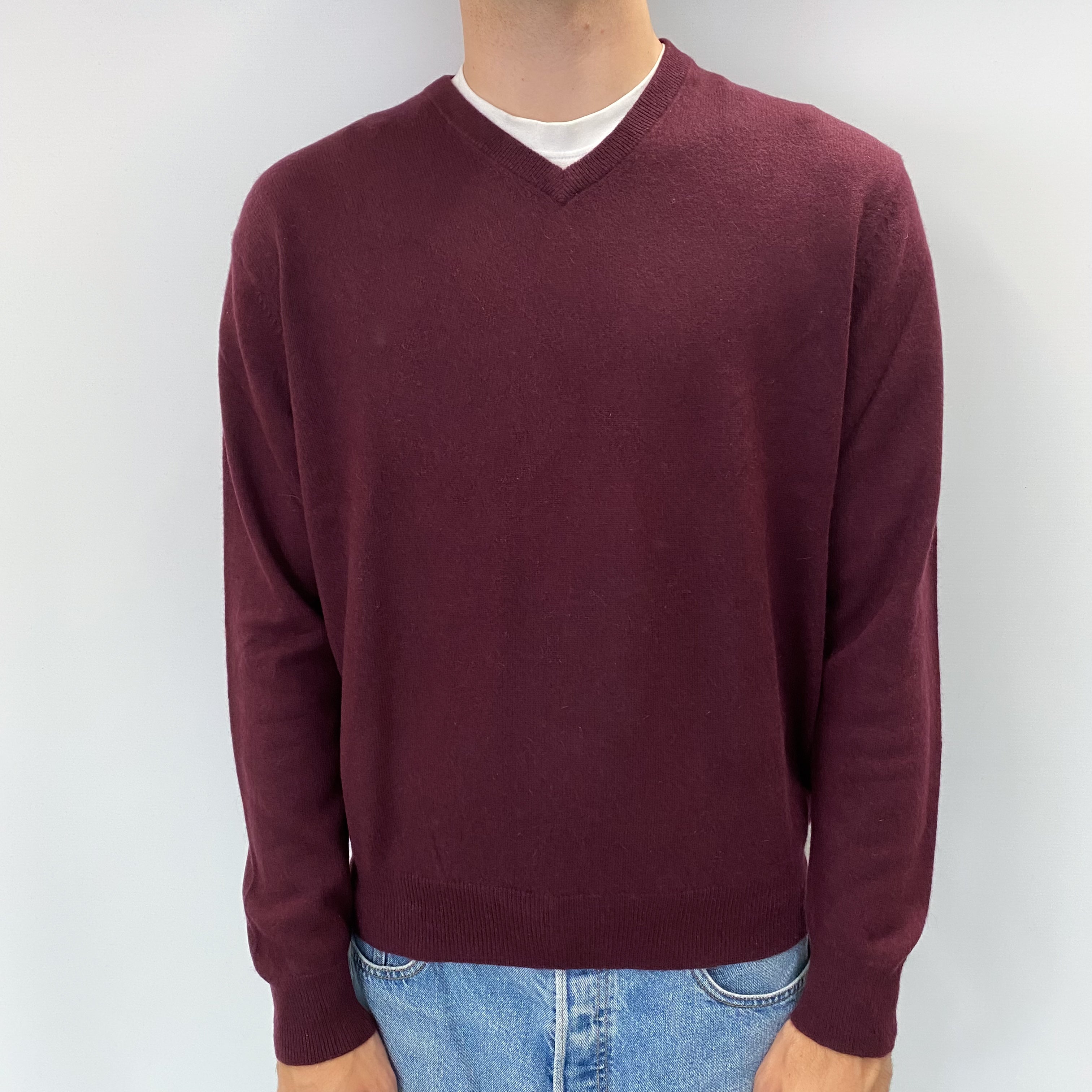 Men's Wine Red Cashmere V Neck Jumper Large