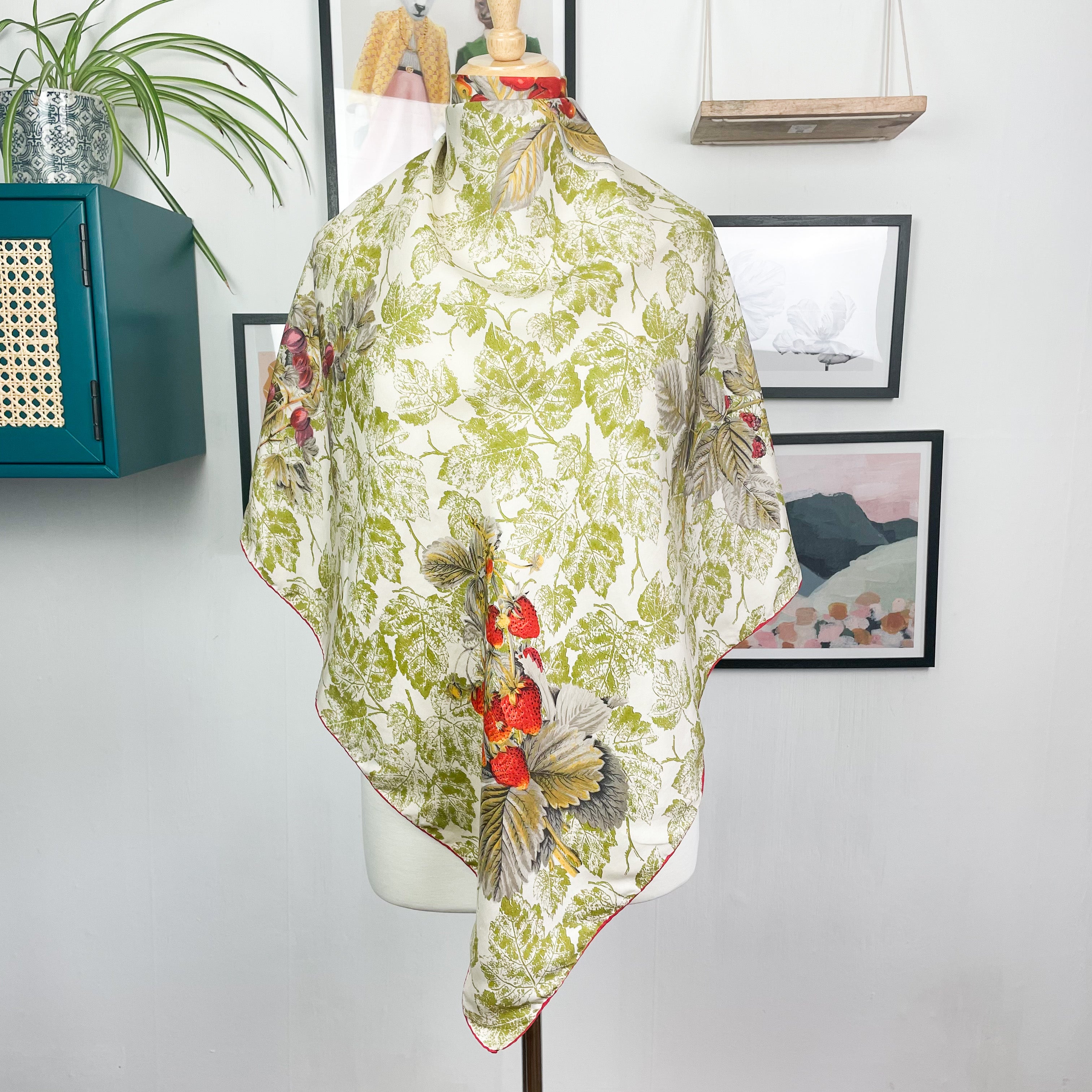 1960s Leaves and Autumn Fruits Vintage Silk Scarf