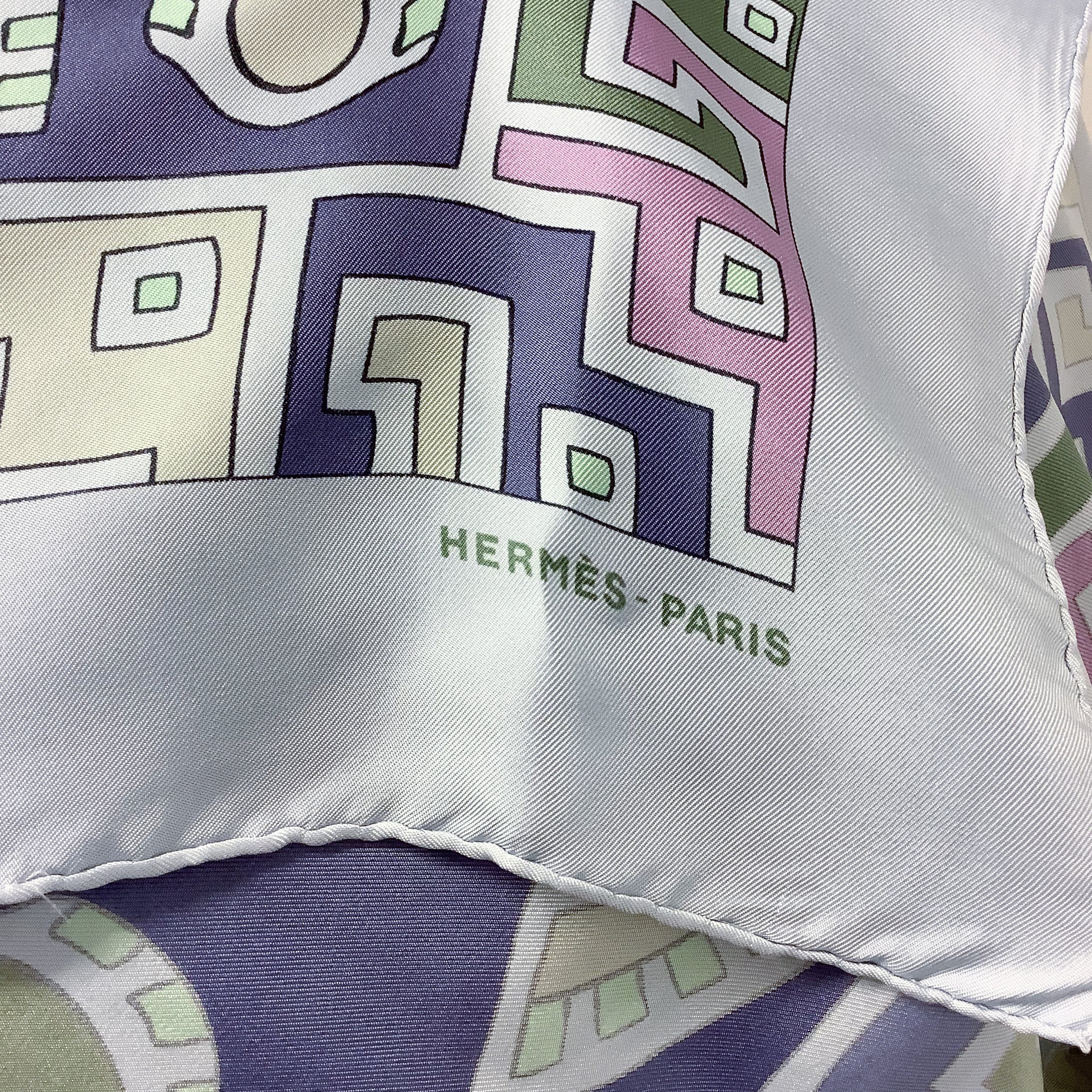 Boxed Hermes Huaca Piru Designer Silk Scarf