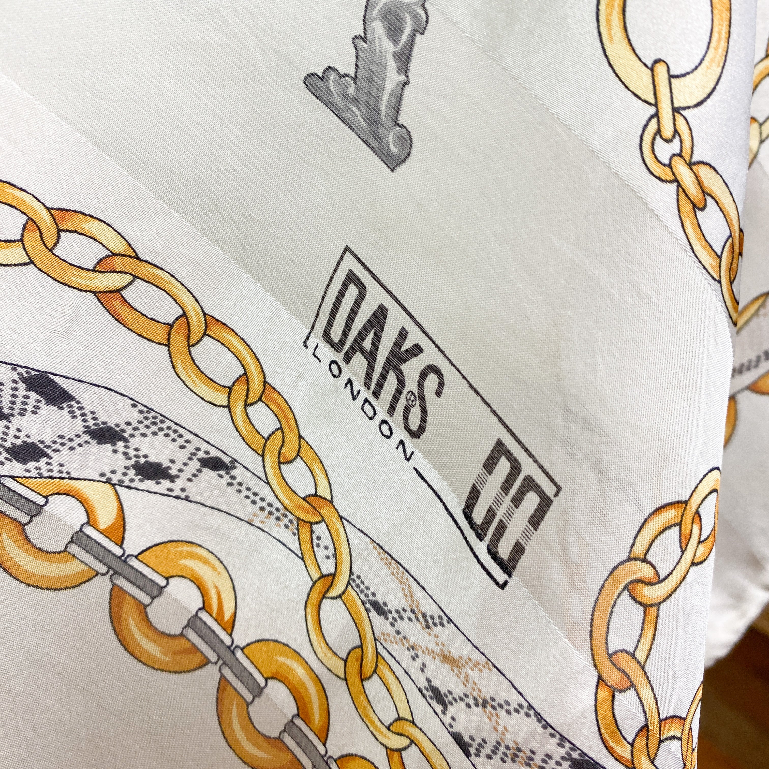 1980s Daks Crêpe Vintage Silk Scarf