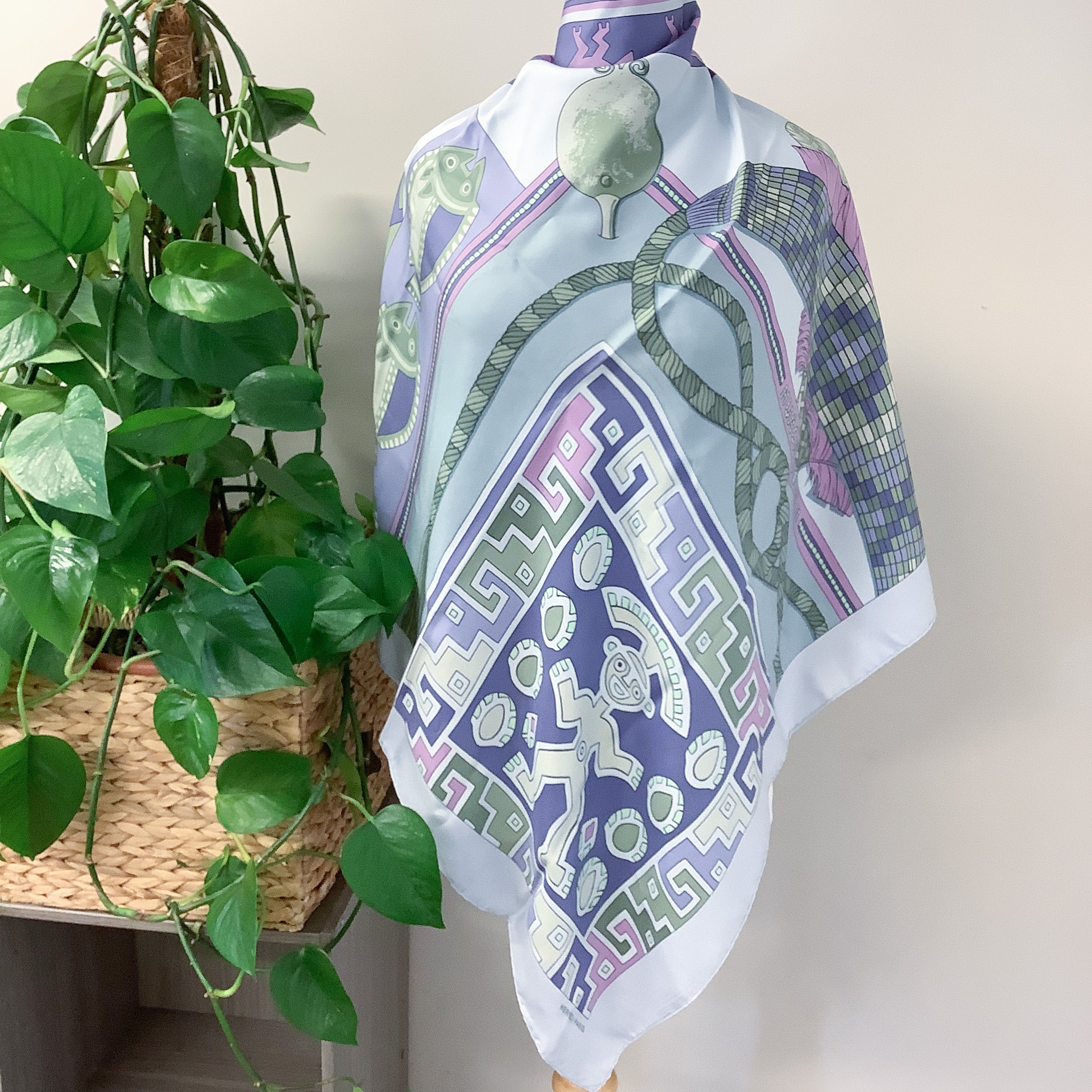 Boxed Hermes Huaca Piru Designer Silk Scarf