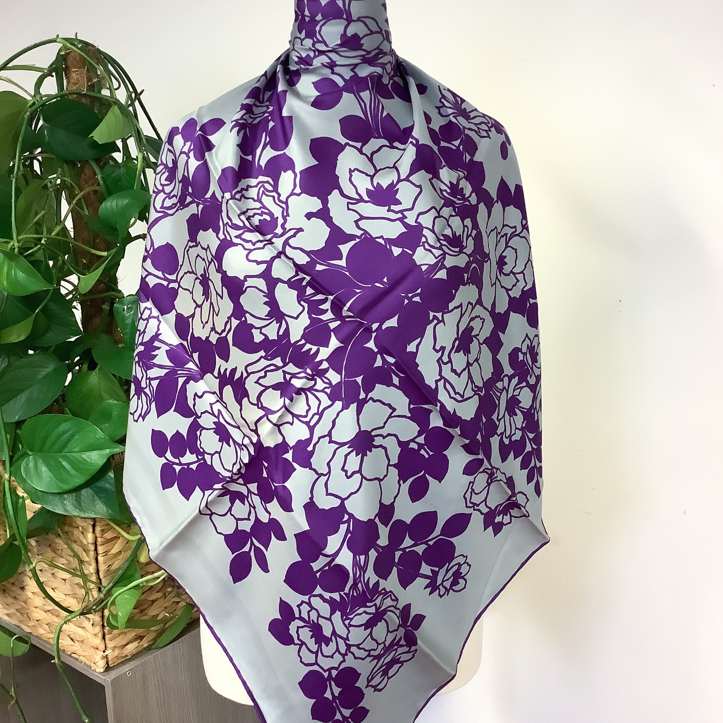 Jacqmar 1970s Floral Vintage Silk Scarf