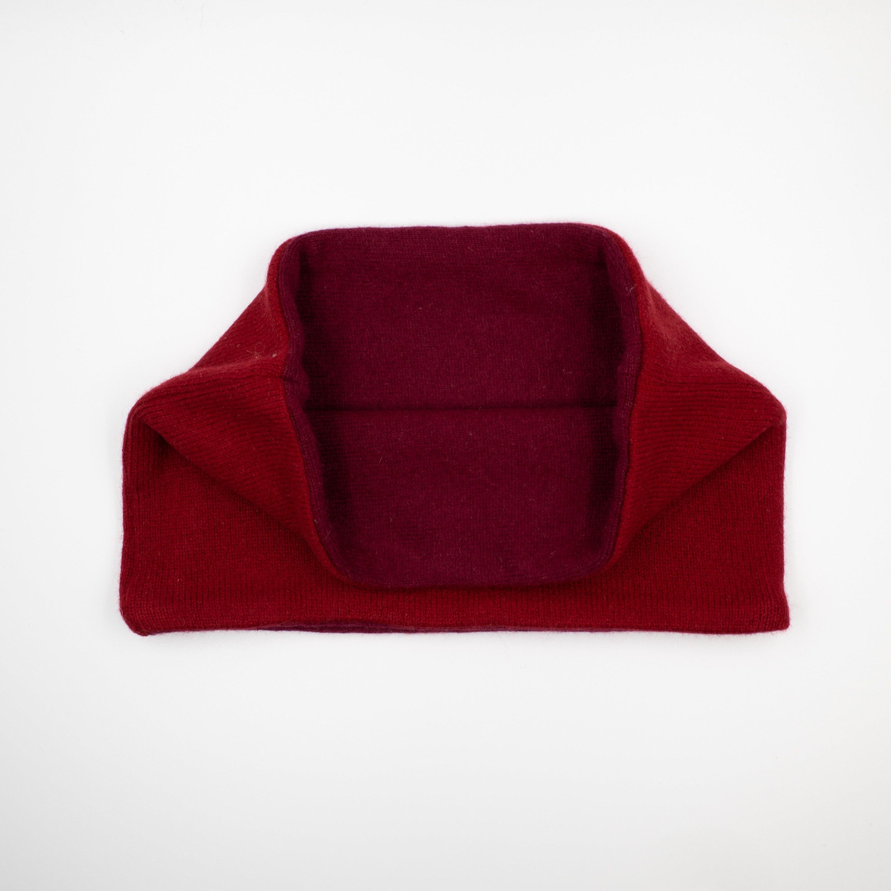Men’s Two Tone Red Neck Warmer