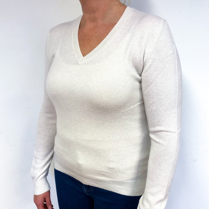 Winter White V Neck Jumper Large