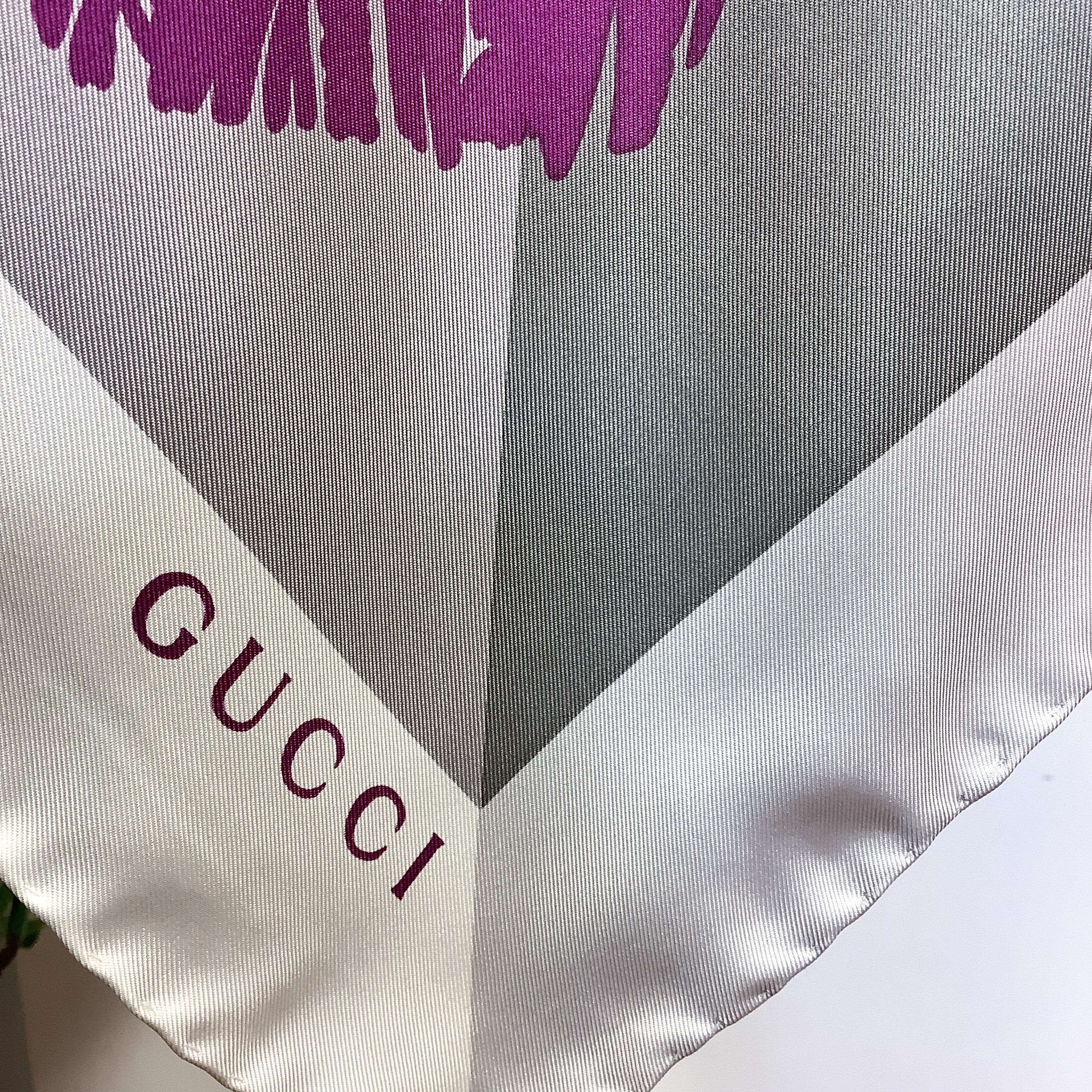 Gucci Abstract Designer Modern Silk Scarf