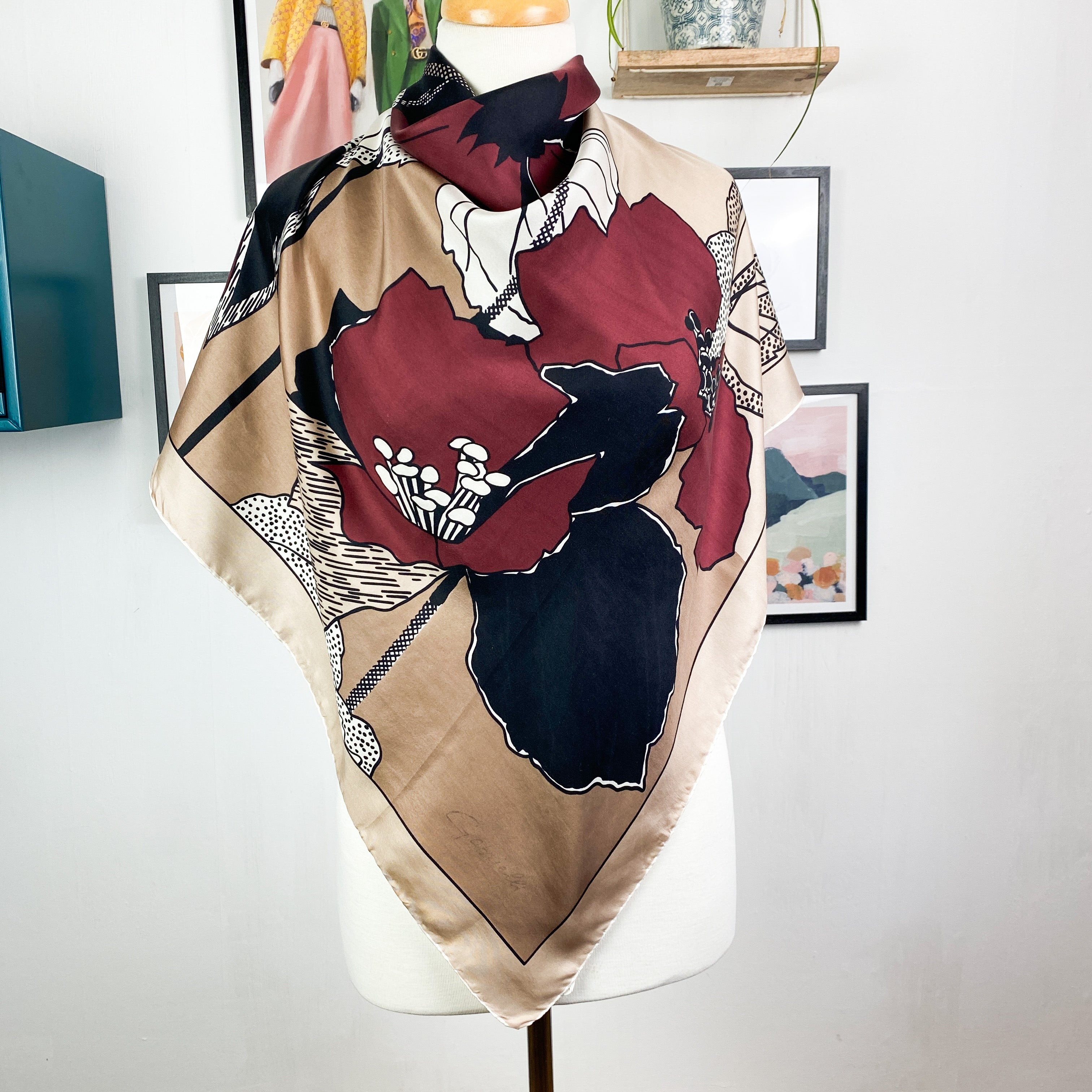 1970s Italian Abstract Floral Design Vintage Silk Scarf