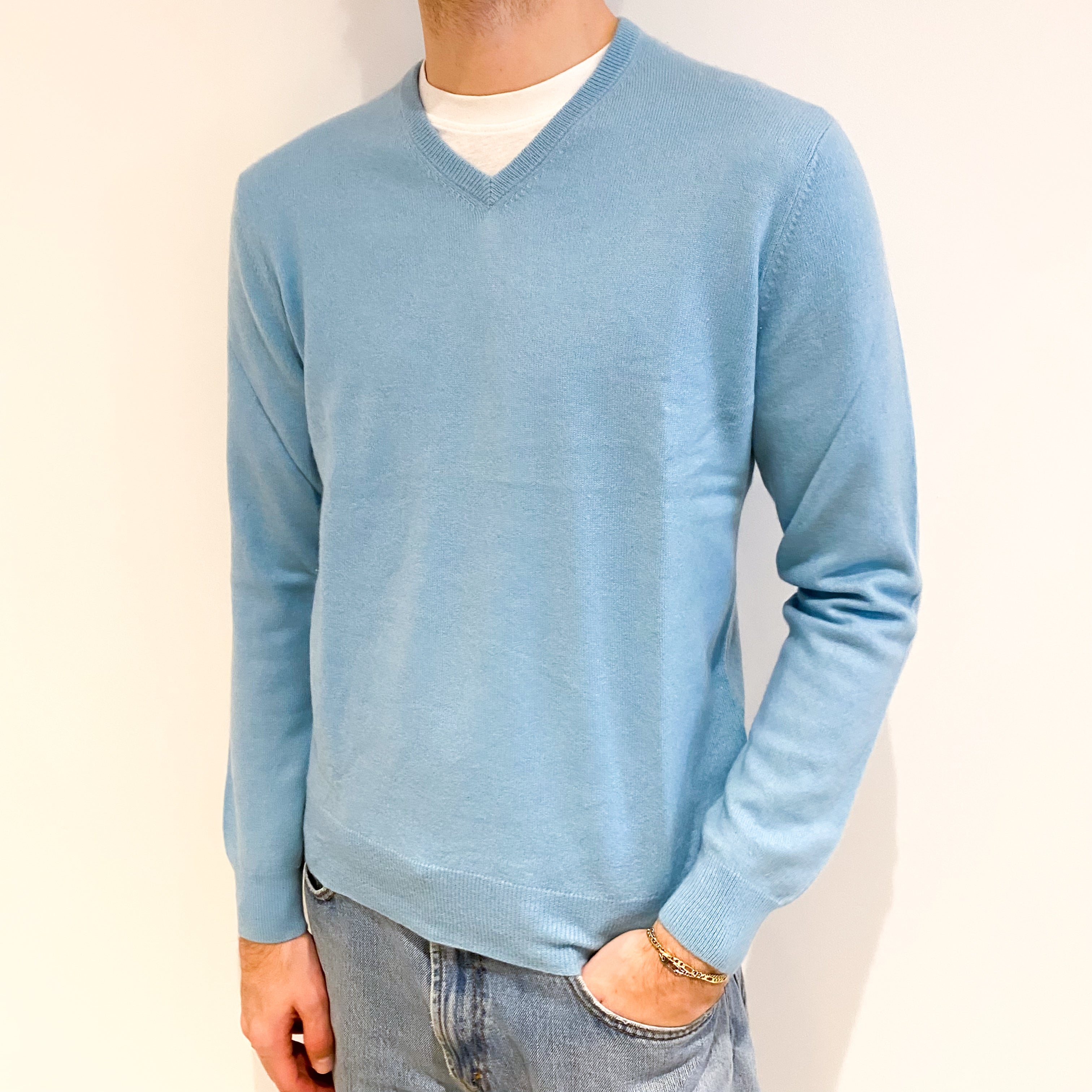 Men's Sky Blue Cashmere V Neck Jumper Large